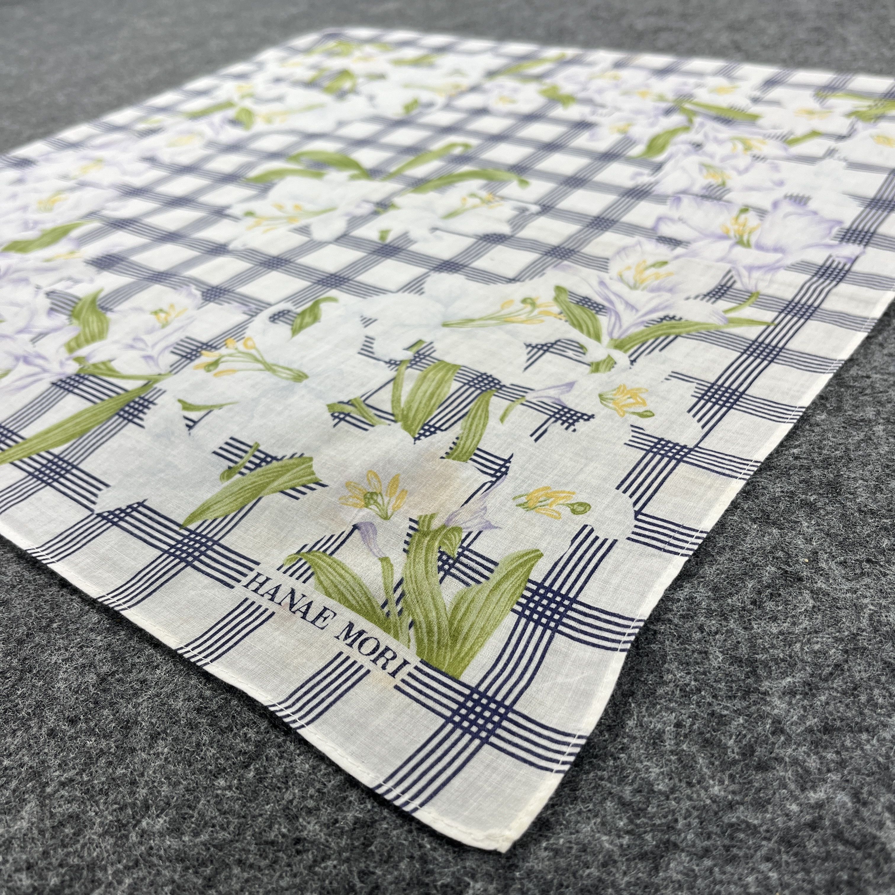 Vintage HanaE MOri Bandana / Handkerchief / Neckerchief B274 Size ONE SIZE - 4 Thumbnail
