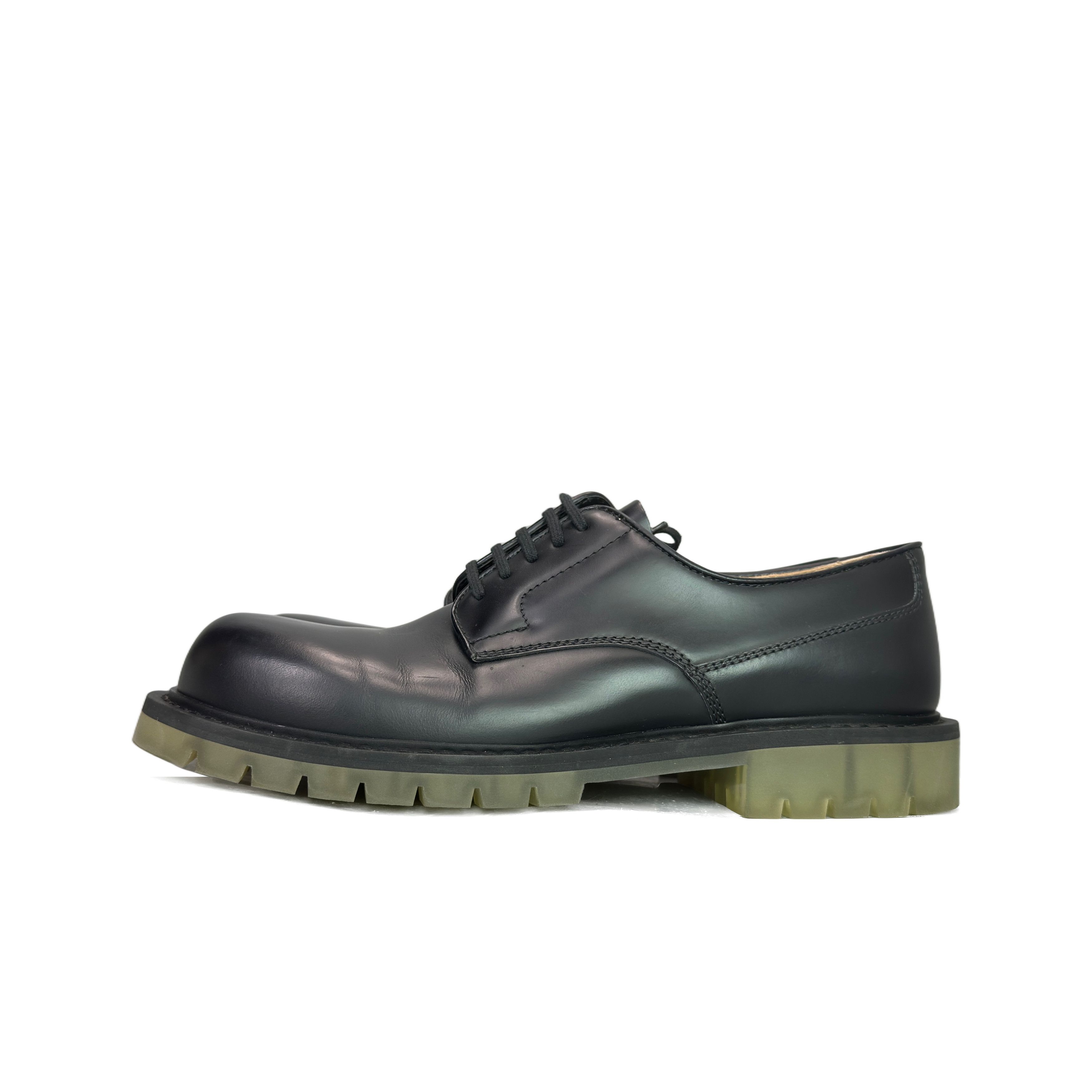 Bottega Veneta Strut Grid Derby | Grailed