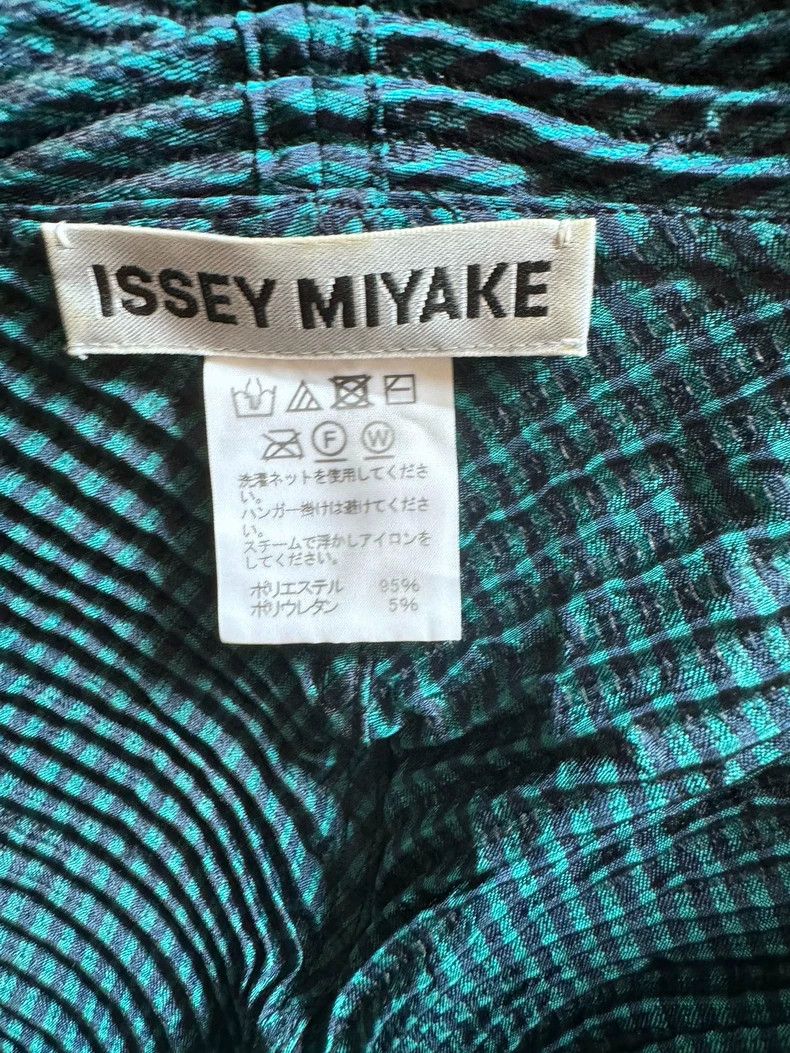 Issey Miyake Issey Miyake Green flower bud coat Size M / US 6-8 / IT 42-44 - 4 Thumbnail