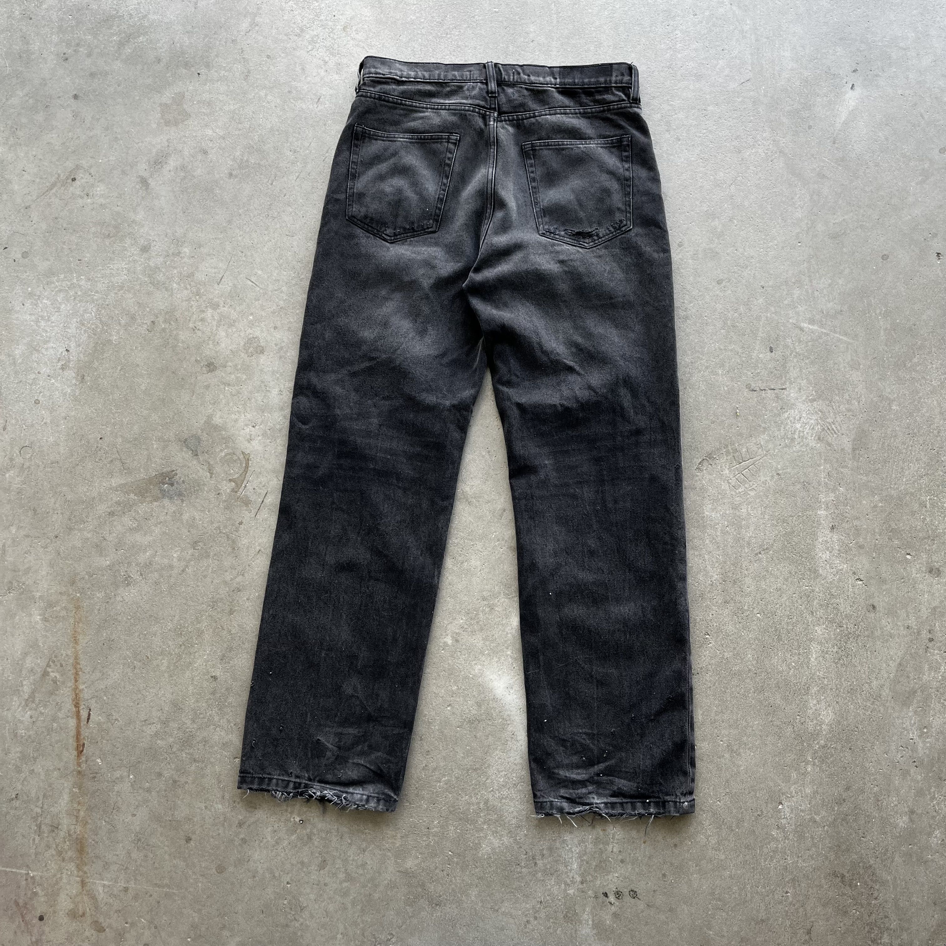 Japanese Brand Black faded baggy denim jeans Size US 32 / EU 48 - 2 Thumbnail