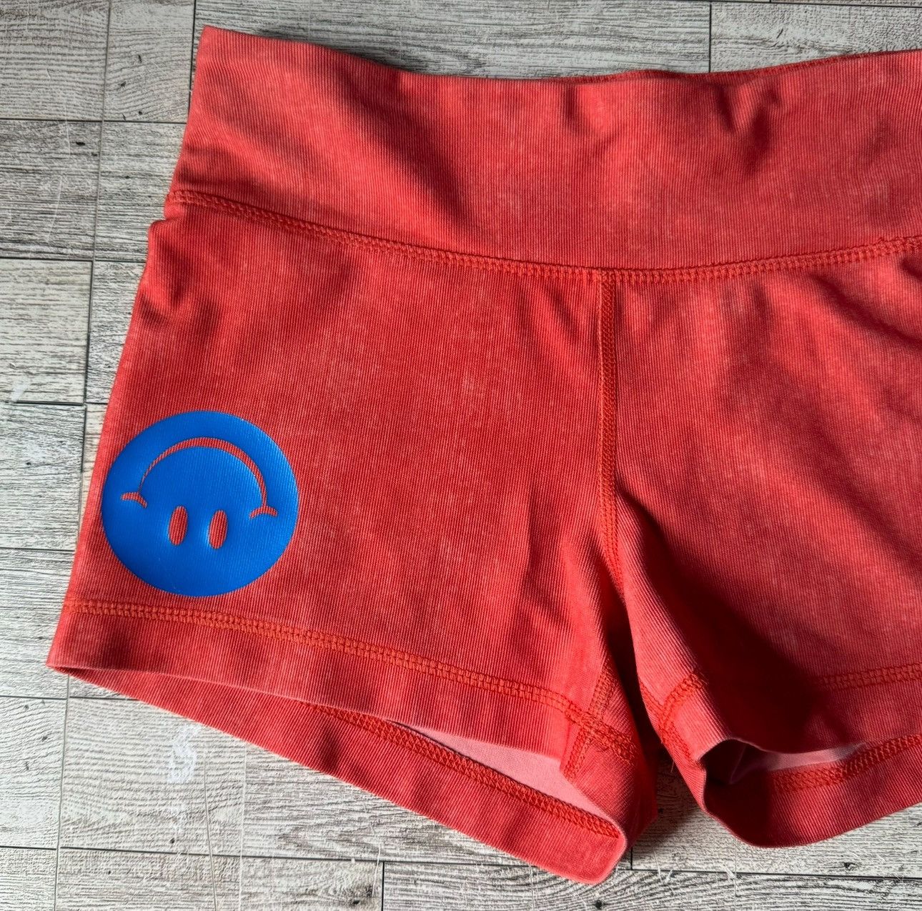 Vintage Retro, Upcycled, Upside Down Smiley, Active Micro Shorts Size 27" / US 4 / IT 40 - 4 Thumbnail