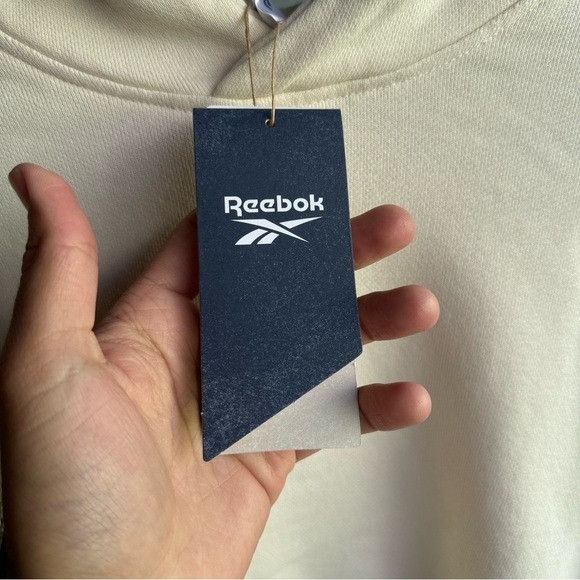 Reebok NWT REEBOK CROPPED CREAM HOODIE SZ MEDIUM M Size M / US 6-8 / IT 42-44 - 8 Thumbnail