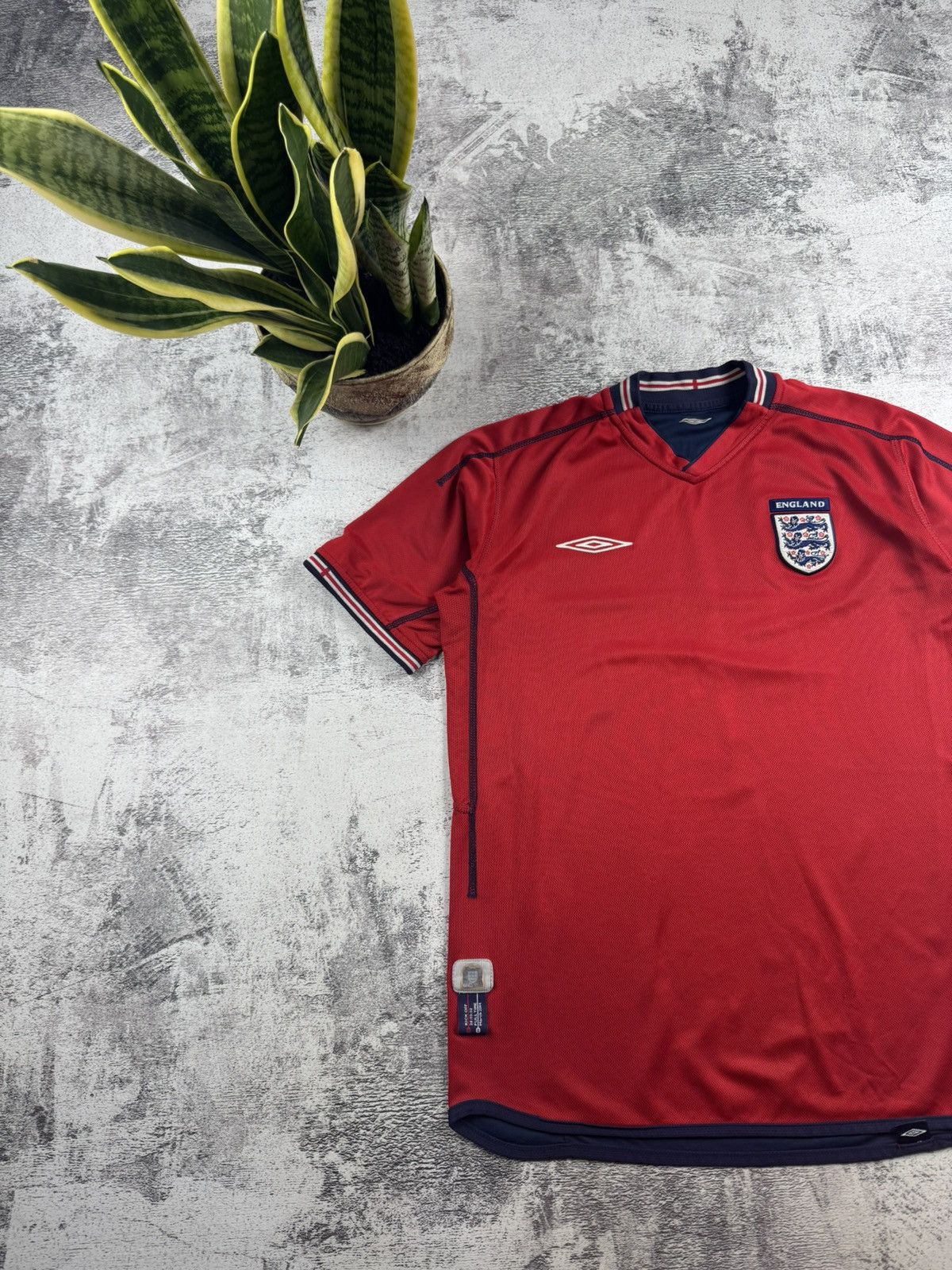 Umbro England 2 in 1 National 2002 2004 Soccer Football Jersey Blockcore T Shirt Tee Size US M / EU 48-50 / 2 - 3 Thumbnail