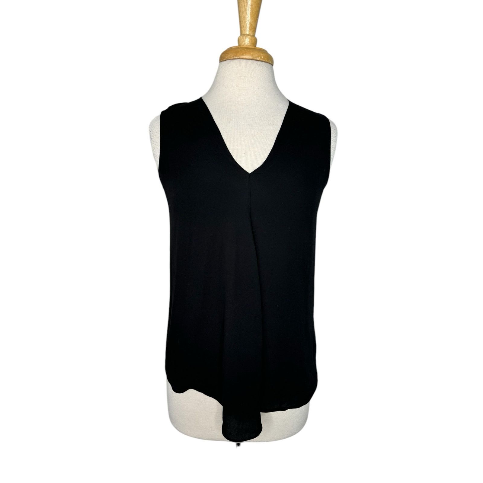 Theory THEORY Meighlan Black Sleeveless Silk Top Small Women V-neck Size S / US 4 / IT 40 - 1 Thumbnail