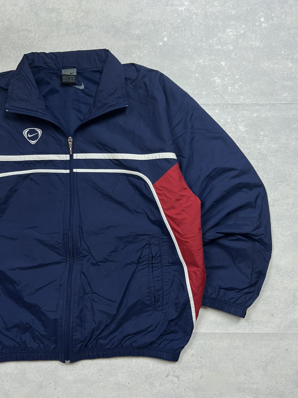 Nike 90s Nike Swoosh Vintage Y2K Oversized Windbreaker Jacket Size US L / EU 52-54 / 3 - 3 Thumbnail