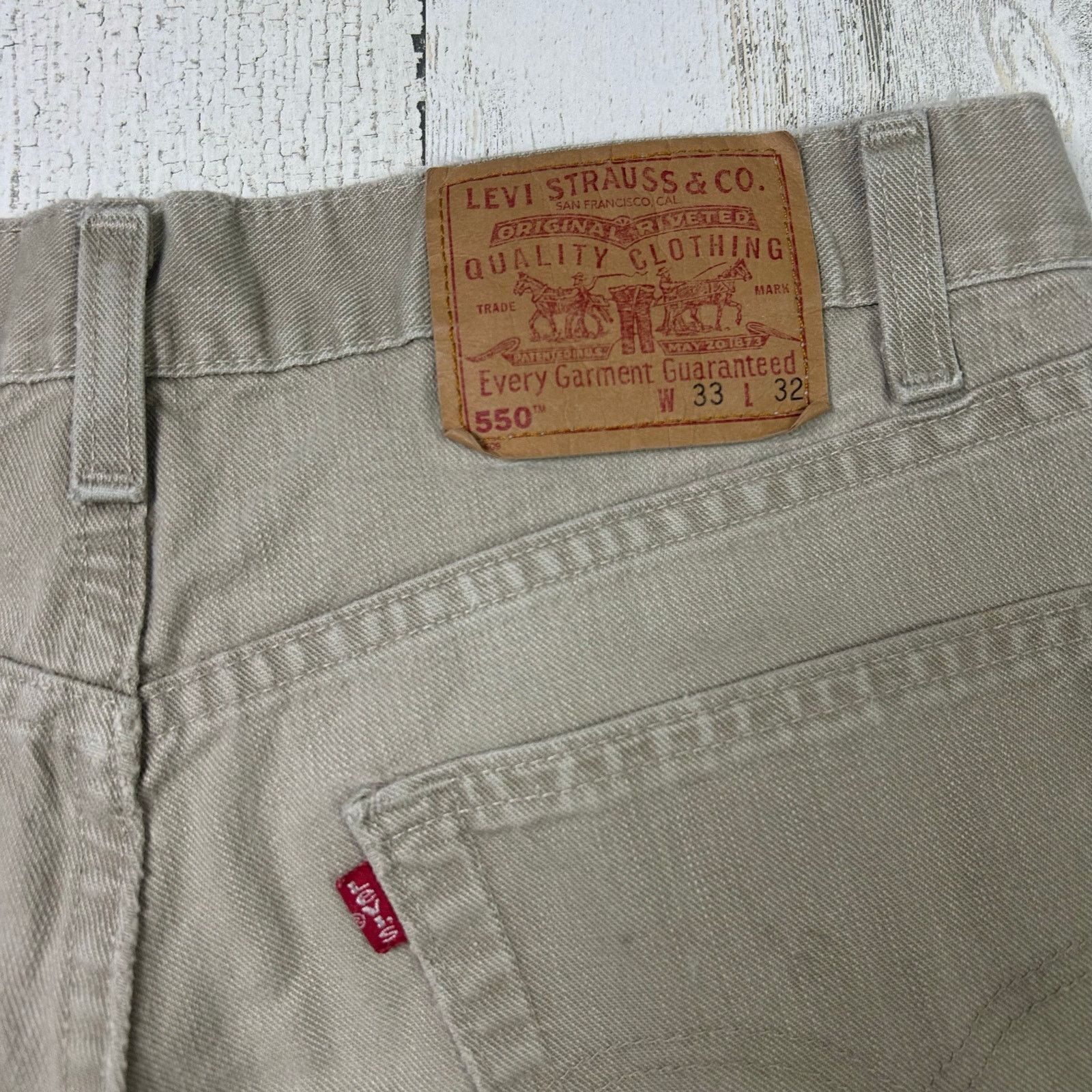 Levi's × Vintage Vintage 1990s 550 Relaxed Straight Leg Levi Khaki Jeans Size US 33 - 6 Thumbnail