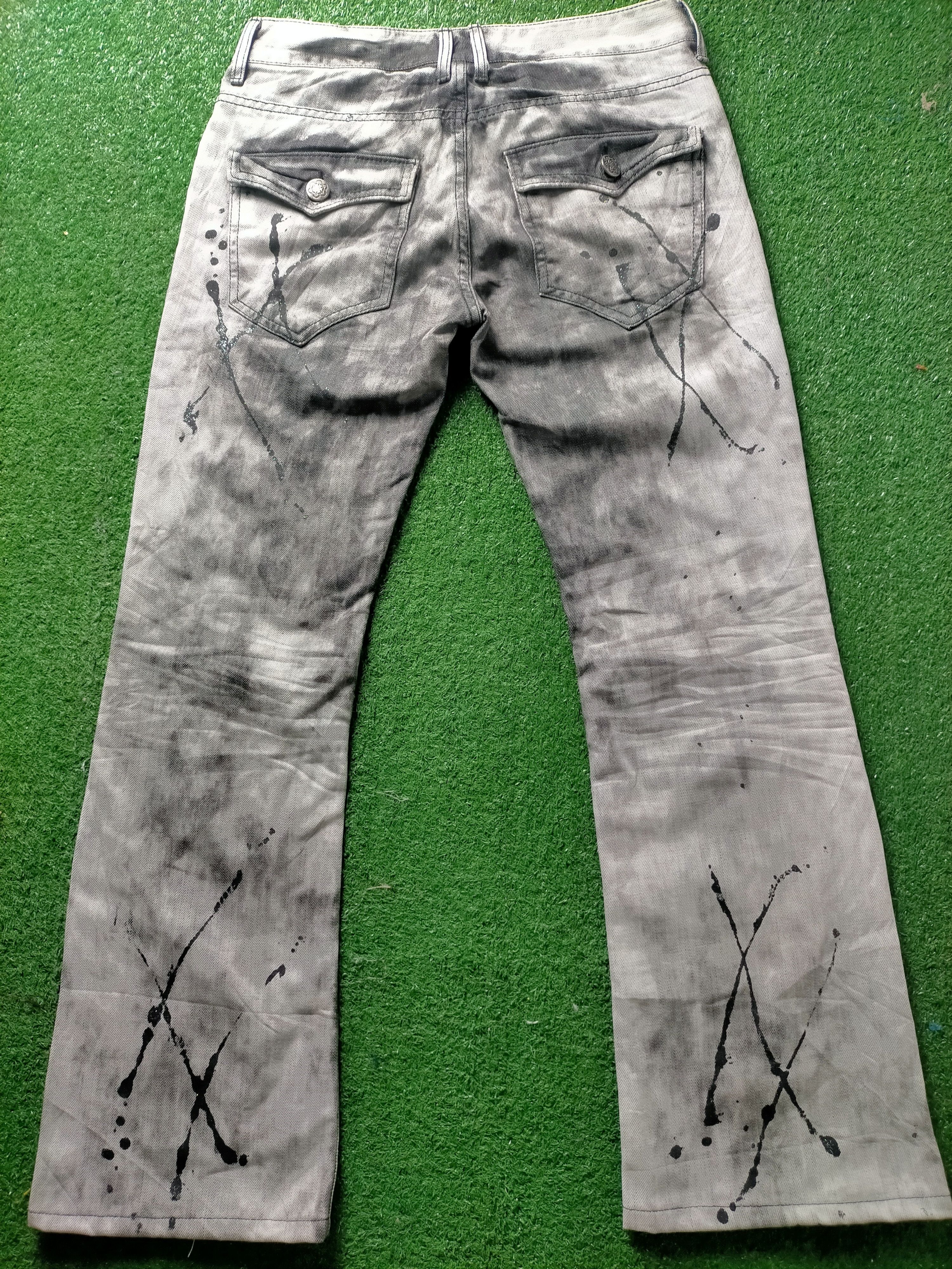 Le Grande Bleu (L.G.B.) 🔥Rare 🔥 Insane Distressed Paint Flare Jeans Size US 31 - 4 Thumbnail