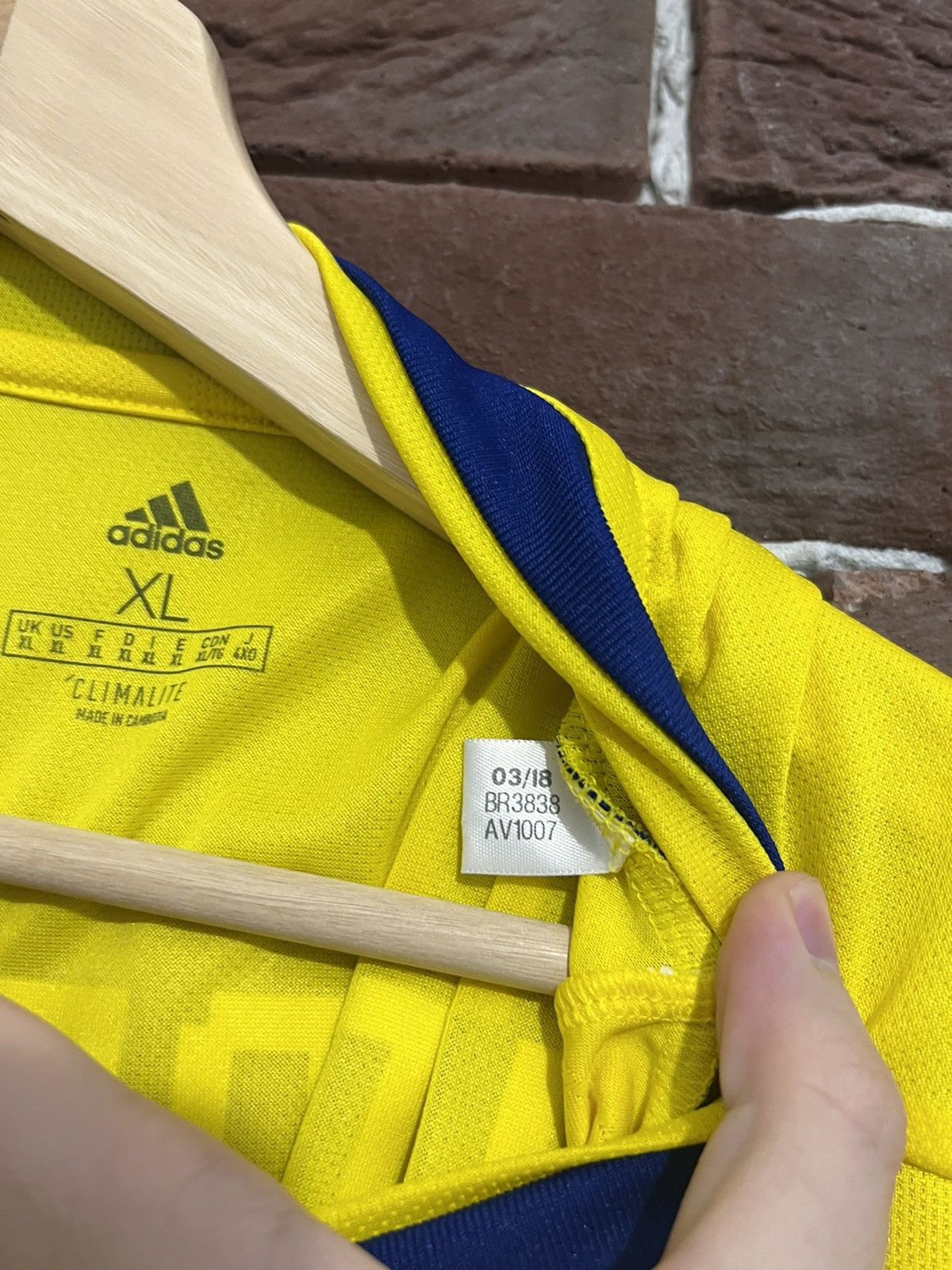 Adidas Rare Vintage Adidas Sweden Team xl yellow Jersey Soccer Kit Size US XL / EU 56 / 4 - 7 Thumbnail