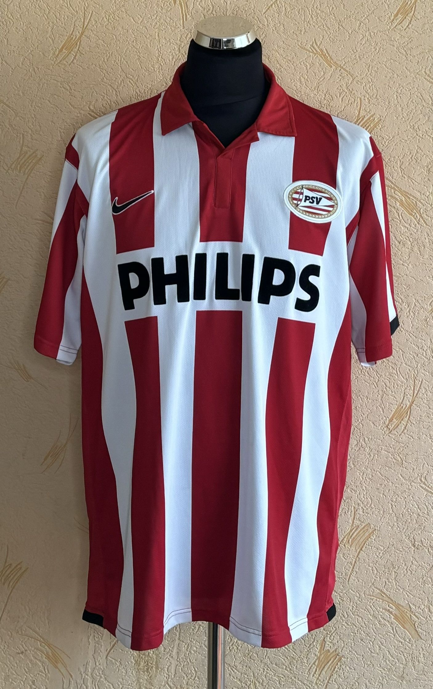 Nike football jersey size 40 sale