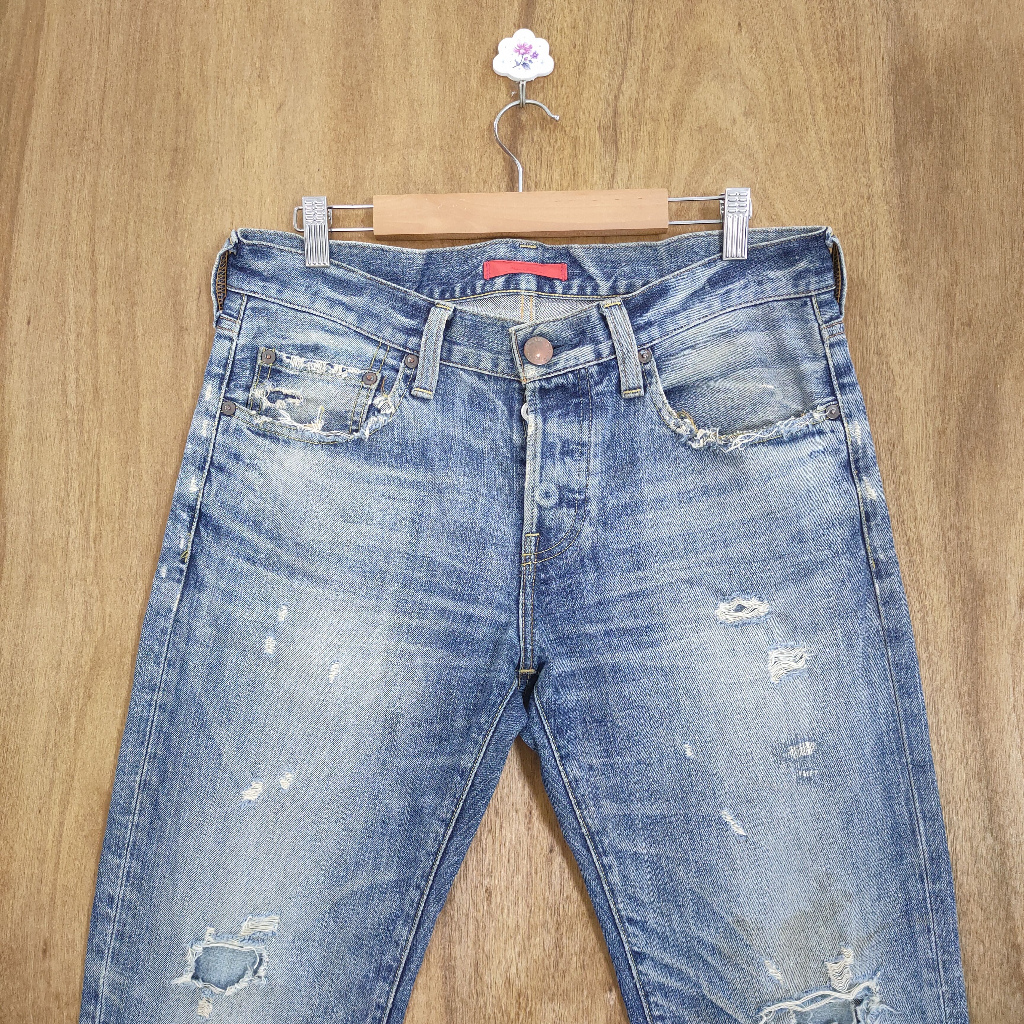 Jean VINTAGE REDCARD BUTTON FLY DISTRESSED JEAN DENIM PANTS Size US 31 - 2 Thumbnail