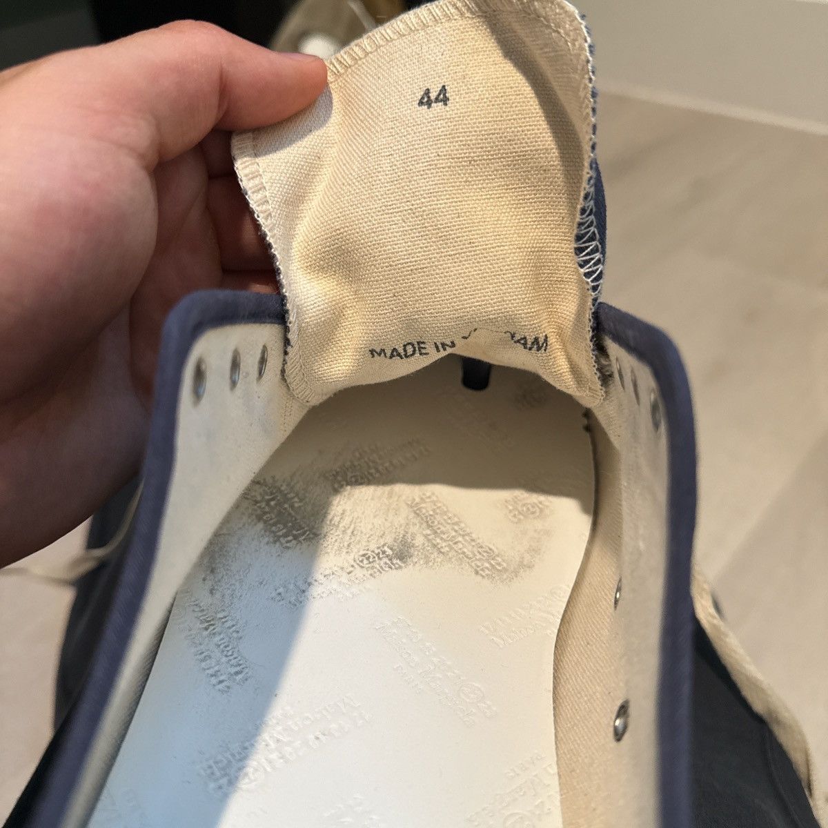 Maison Margiela Maison Margiela Tabi Low-top Sneaker Size US 11 / EU 44 - 6 Thumbnail