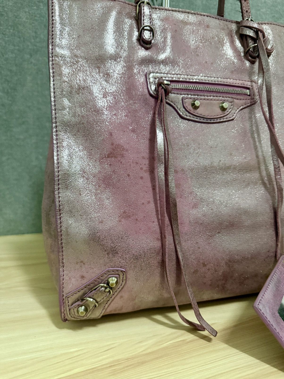 Balenciaga 2010 Balenciaga Metallic Leather Papier A5 Tote in pink Size ONE SIZE - 5 Thumbnail