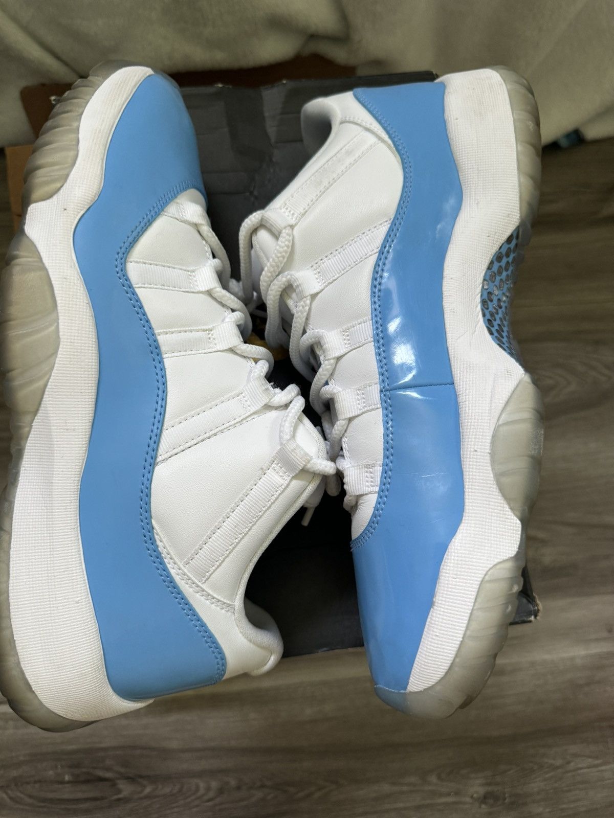 Jordan Brand Air Jordan 11 Retro Low 'UNC' 2017 Size US 11.5 / EU 44-45 - 7 Thumbnail