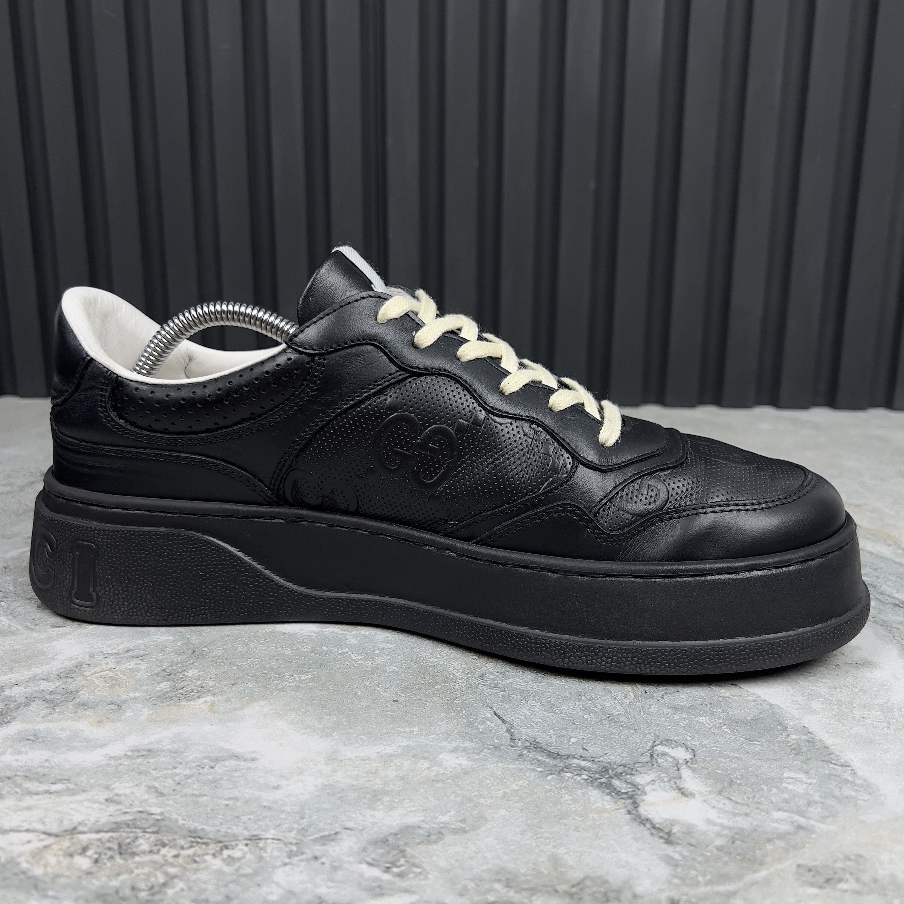 Gucci Gucci Chunky GG Embossed Logo Trainer Sneaker Leather Size US 9.5 / EU 42-43 - 9 Thumbnail
