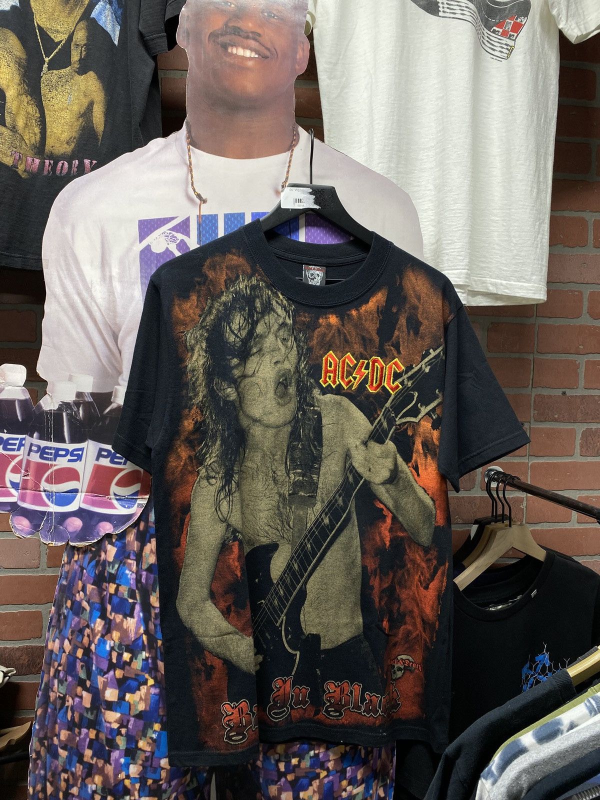 Band Tees Vintage 00’ ACDC Band Tee Shirt Medium Size US M / EU 48-50 / 2 - 1 Thumbnail