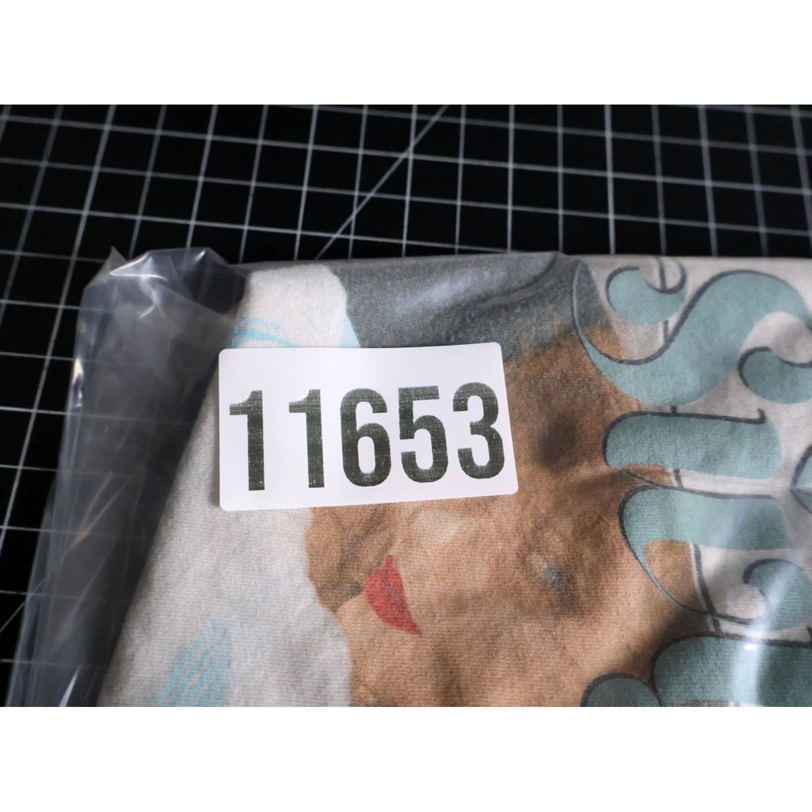 Vintage Taylor Swift 1989 Ringer T-Shirt Adult 3XL Ivory Photo Taylor's Version Retro Logo Short Sleeve Crew Neck Pullover Casual Women's T-Shirt Size XXL / US 16-18 / IT 52-54 - 8 Thumbnail