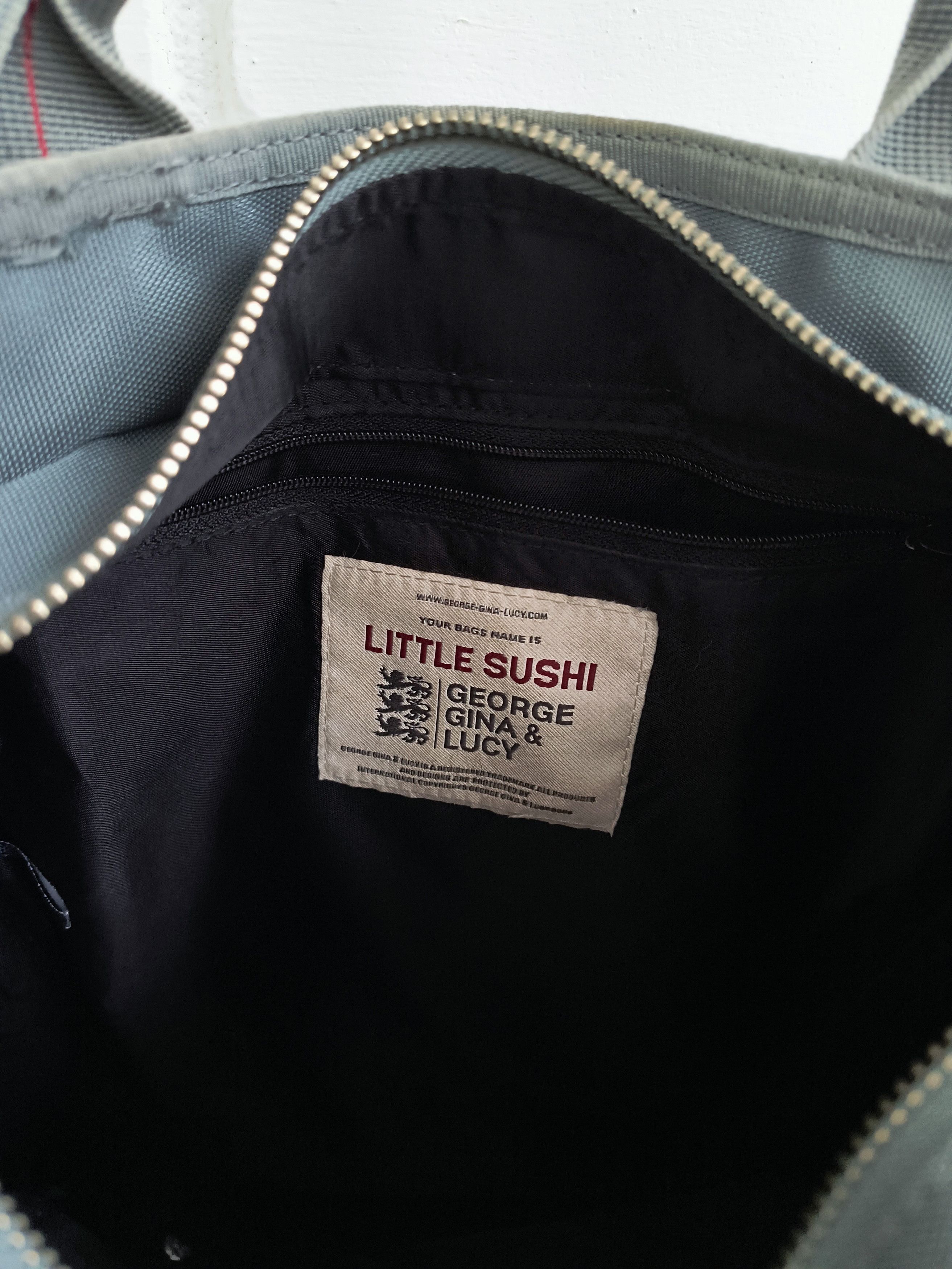 George Gina & Lucy Y2K GGL Little Sushi Shoulders Carabiner Bag Japanese Style Size ONE SIZE - 9 Thumbnail