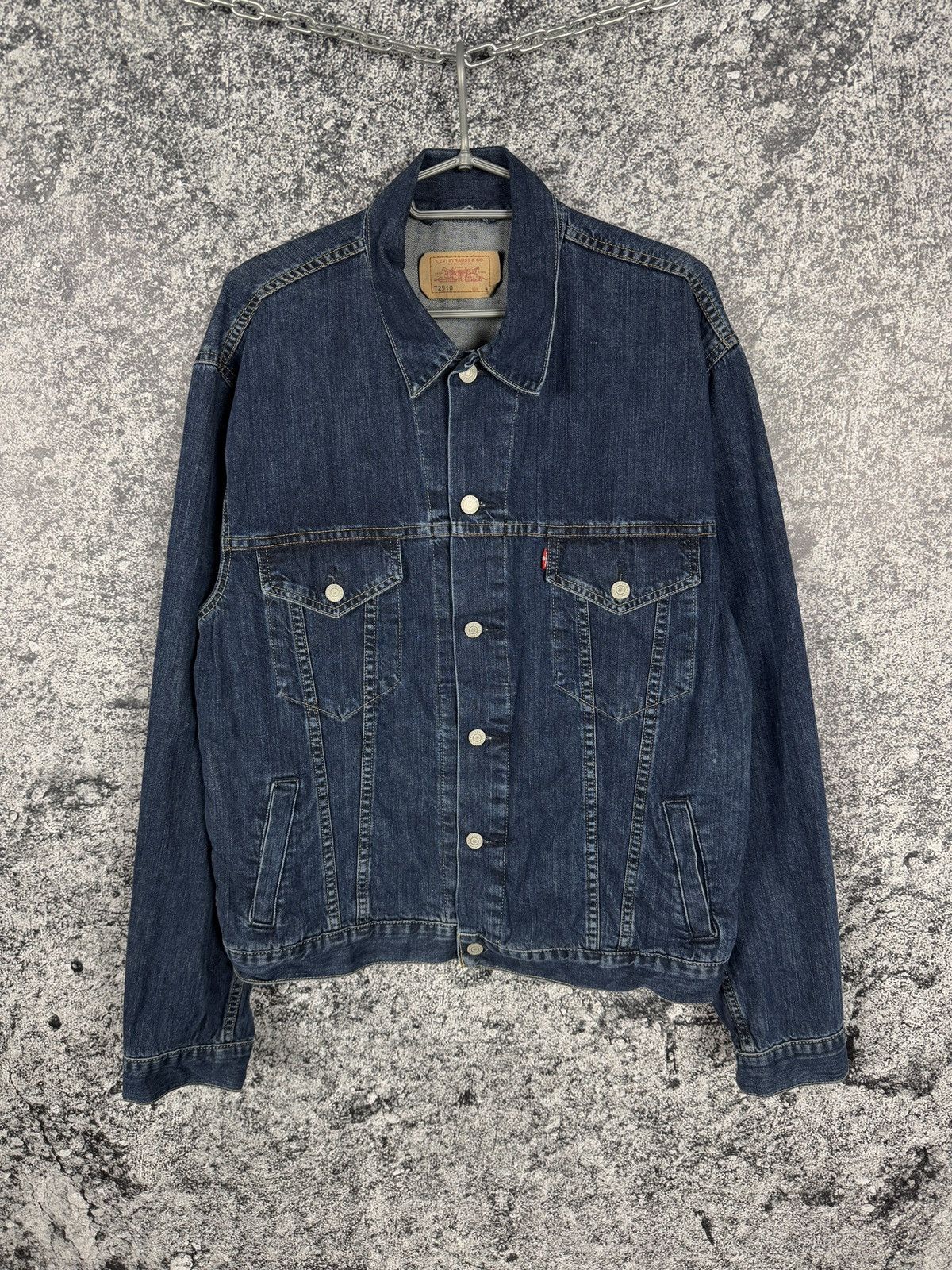 Levi's Vintage Clothing Men’s Levi’s Vintage 90s Denim Trucker Jacket Jean Size L Size US L / EU 52-54 / 3 - 1 Thumbnail