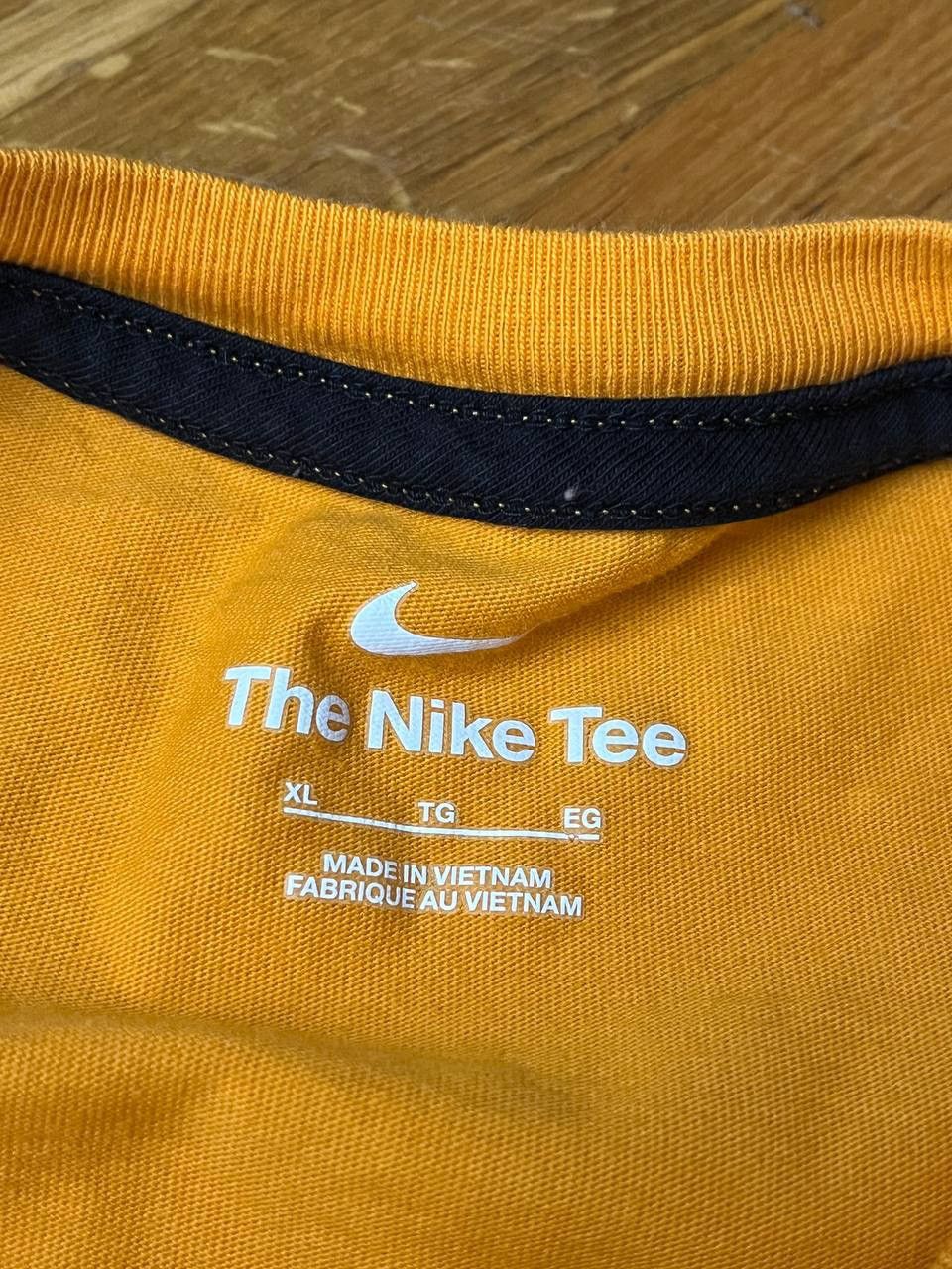 Nike Nike Barcelona F.C. soccer jersey long sleeve tee Size US XL / EU 56 / 4 - 5 Thumbnail