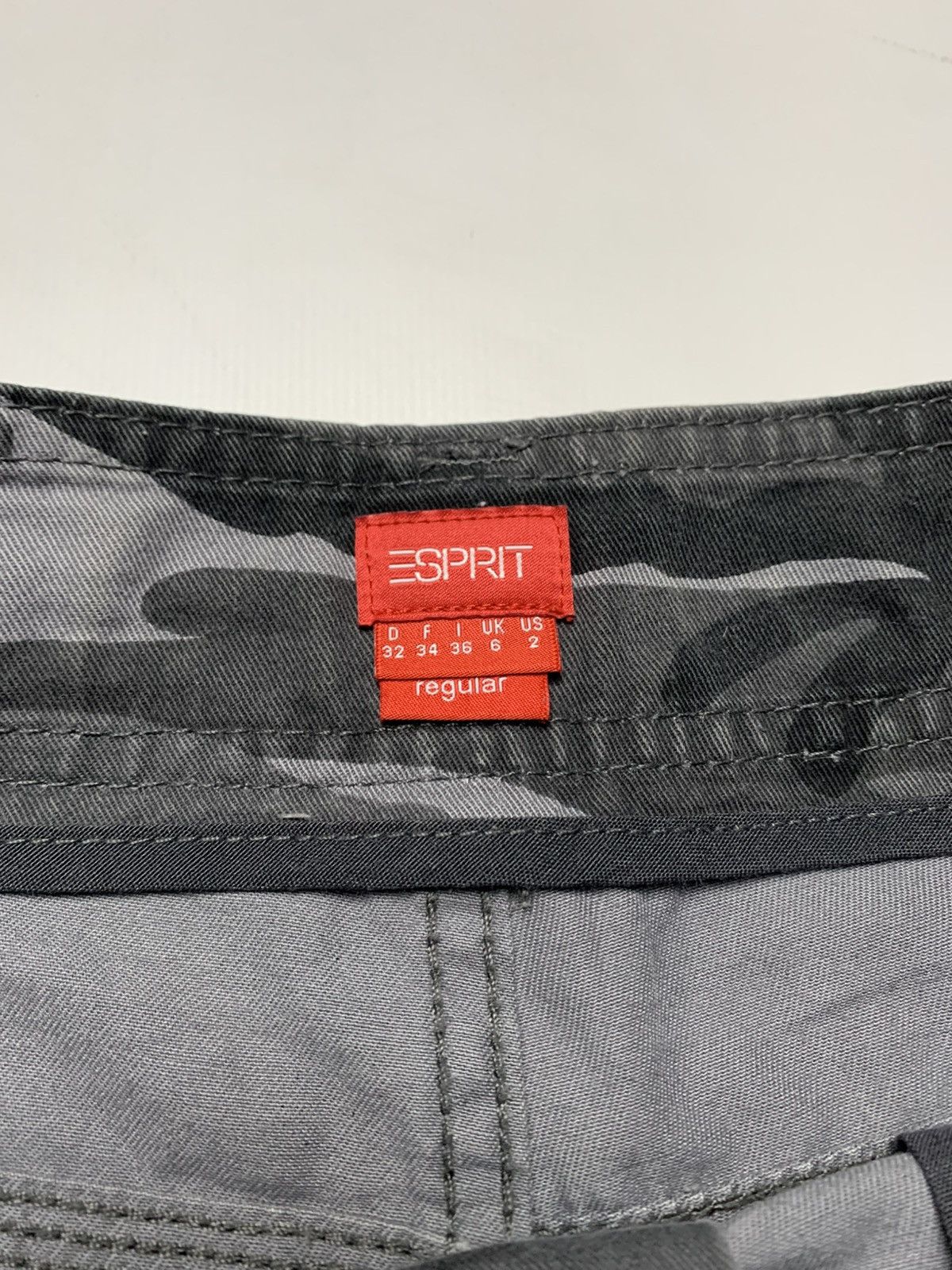 If Six Was Nine × Le Grande Bleu (L.G.B.) × Vintage VINTAGE CAMO PRINTED FLARED MULTI-POCKET PANTS Size 26" / US 2 / IT 38 - 7 Thumbnail