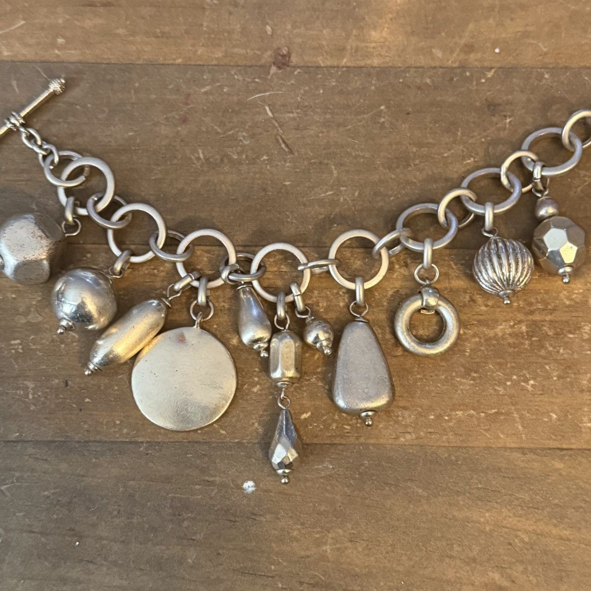Other Chunky gold tone charm toggle bracelet Size ONE SIZE - 3 Thumbnail