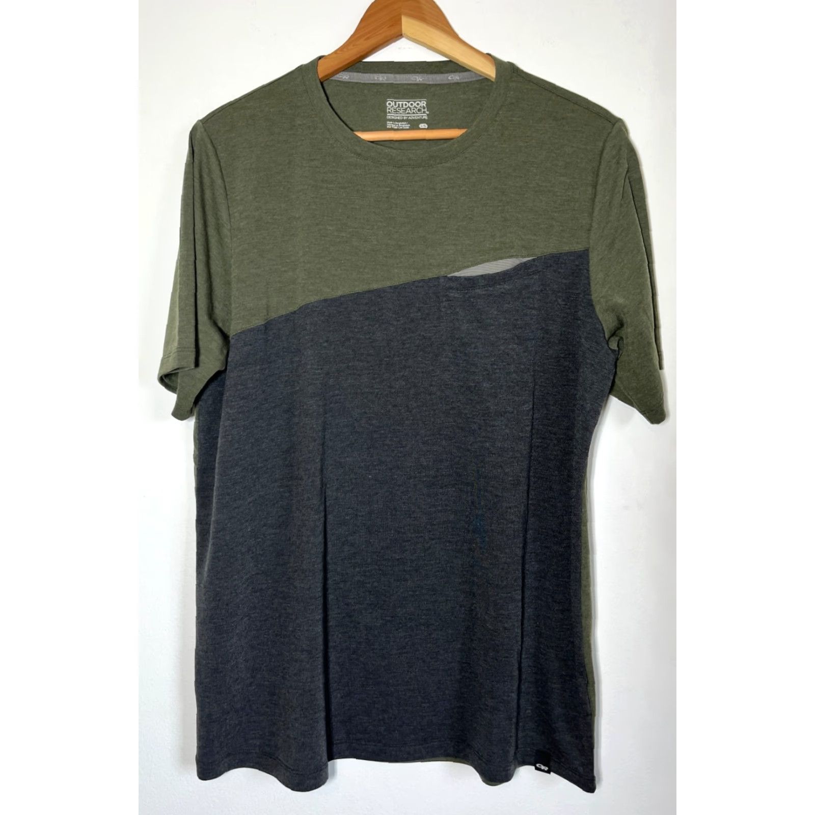 Outdoor Research Outdoor Research Men's Clearwater Short Sleeve Tee V064 T-Shirt L Multicolor Outdoor Size US 33 - 2 Thumbnail