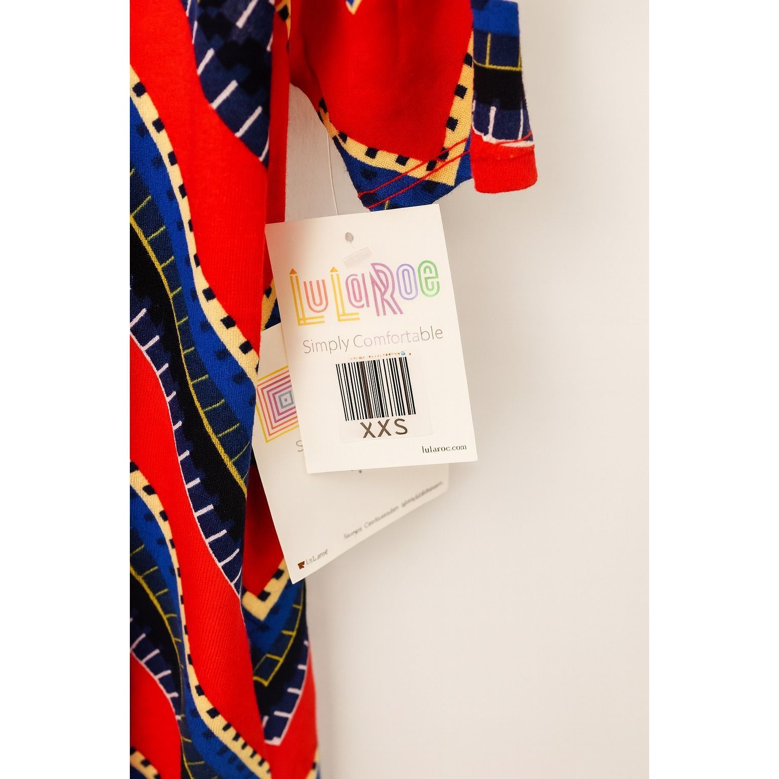 Other LuLaRoe Perfect T Women’s Chevron Print Top | XXS | Red Whit Size XXS / US 00 / IT 34 - 5 Thumbnail