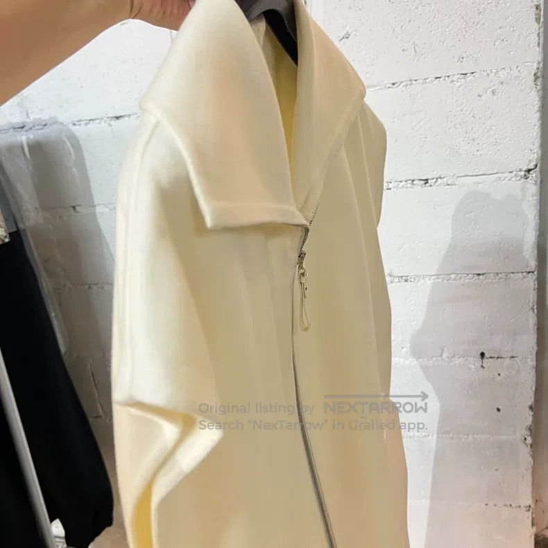 Hermes Hermes White Cashmere Sleeveless Vest Jacket Size XXS / US 00 / IT 34 - 3 Thumbnail