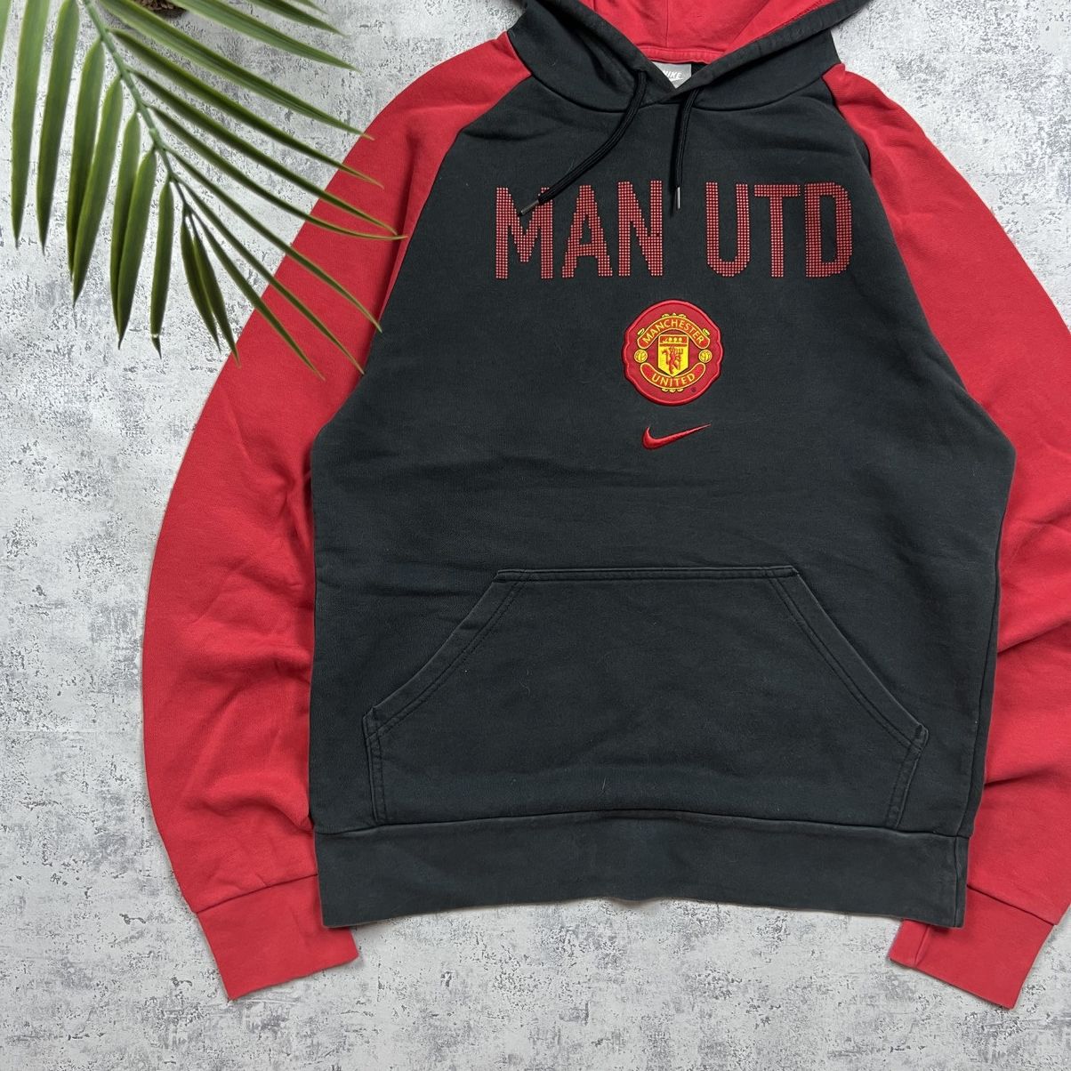 Nike 00s NIKE MANCHESTER UNITED CENTRAL SWOOSH VINTAGE HOODIE Size US M / EU 48-50 / 2 - 2 Thumbnail