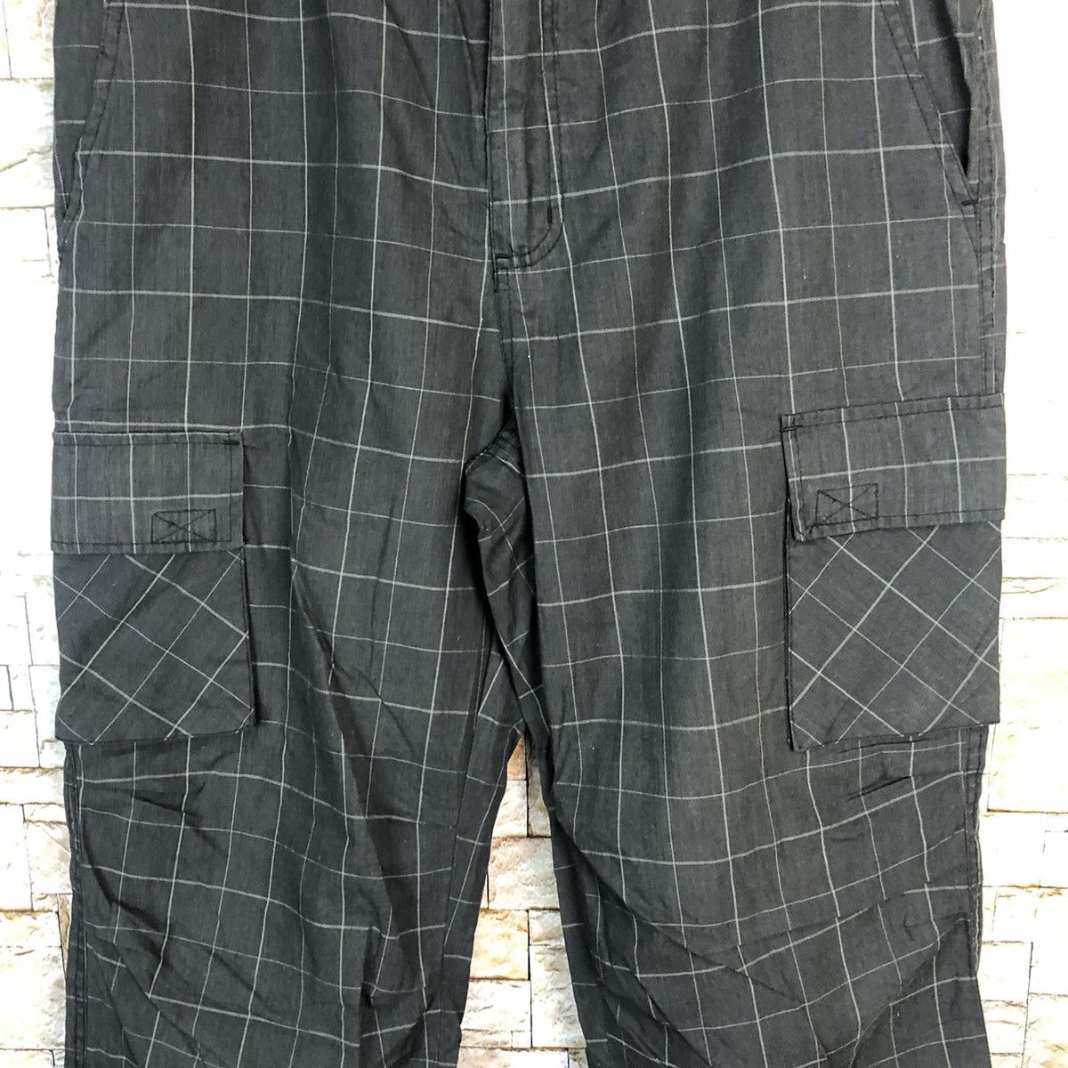 Japanese Brand Cinema Black Checkred Cargo Multipocket Pants #A319 Size US 31 - 6 Thumbnail