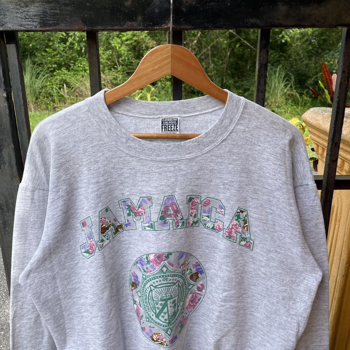 Vintage 🔥Vintage 90s University Kingston Jamaica Big Logo Sweatshirt Size US L / EU 52-54 / 3 - 3 Thumbnail
