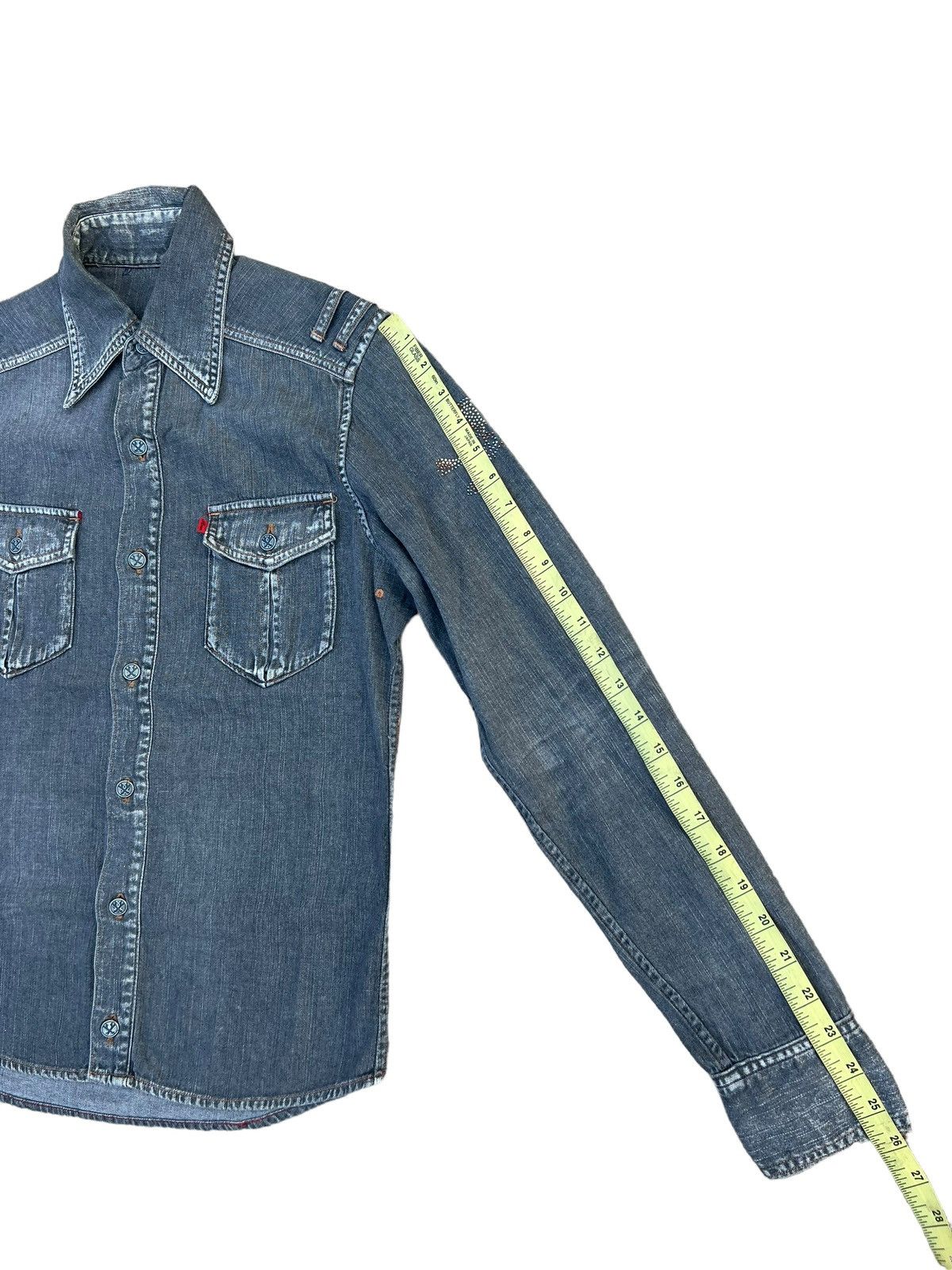 Mastermind Japan Vintage Roen Japan Skull Bones Fade Denim Western Shirt Size US S / EU 44-46 / 1 - 4 Thumbnail
