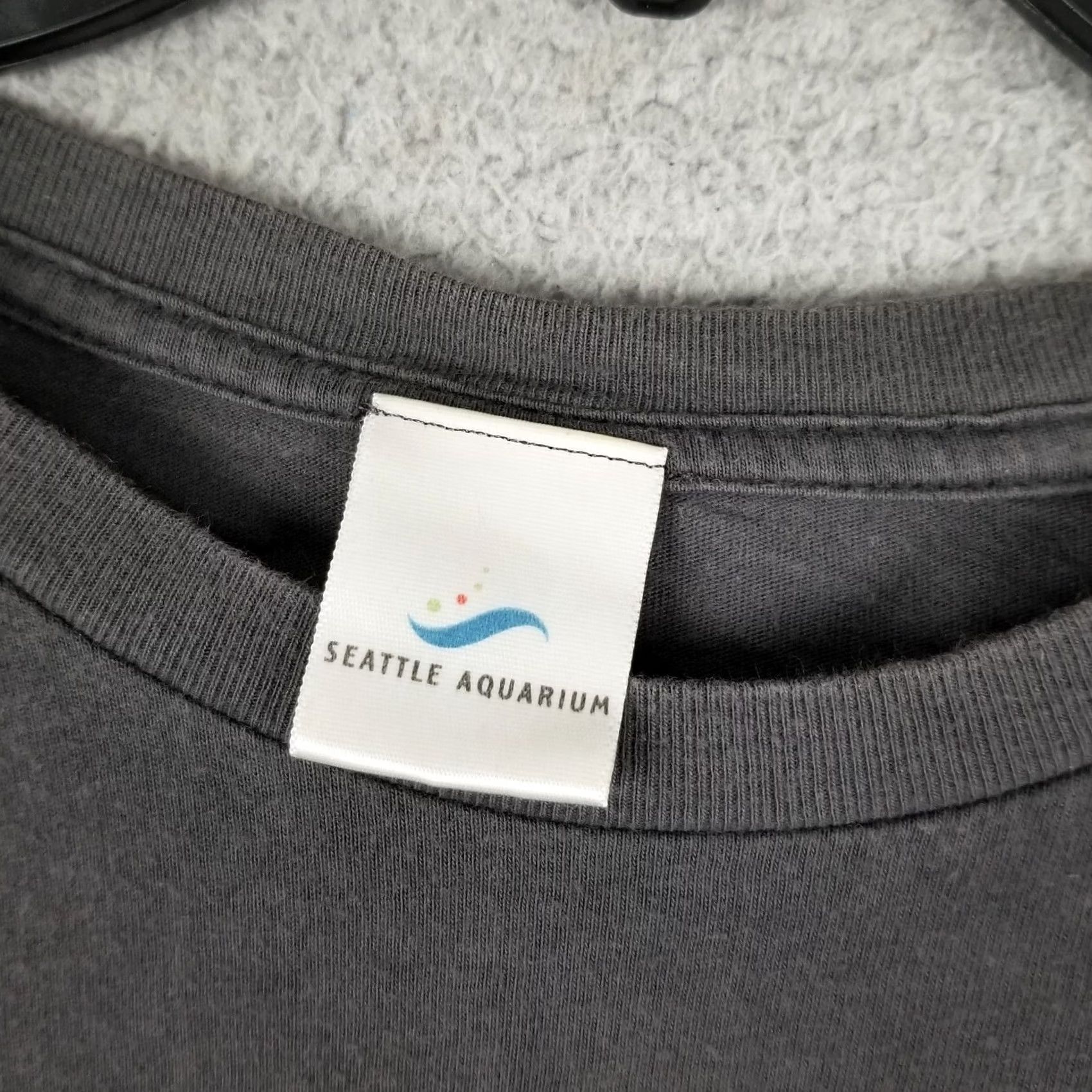 Alife Vintage Seattle Aquarium T-Shirt Shark Pacman 90s Tee Ocean Life Mens Adult Medium Gray Cotton Crew Neck Short Sleeve Shirt Size US M / EU 48-50 / 2 - 3 Thumbnail