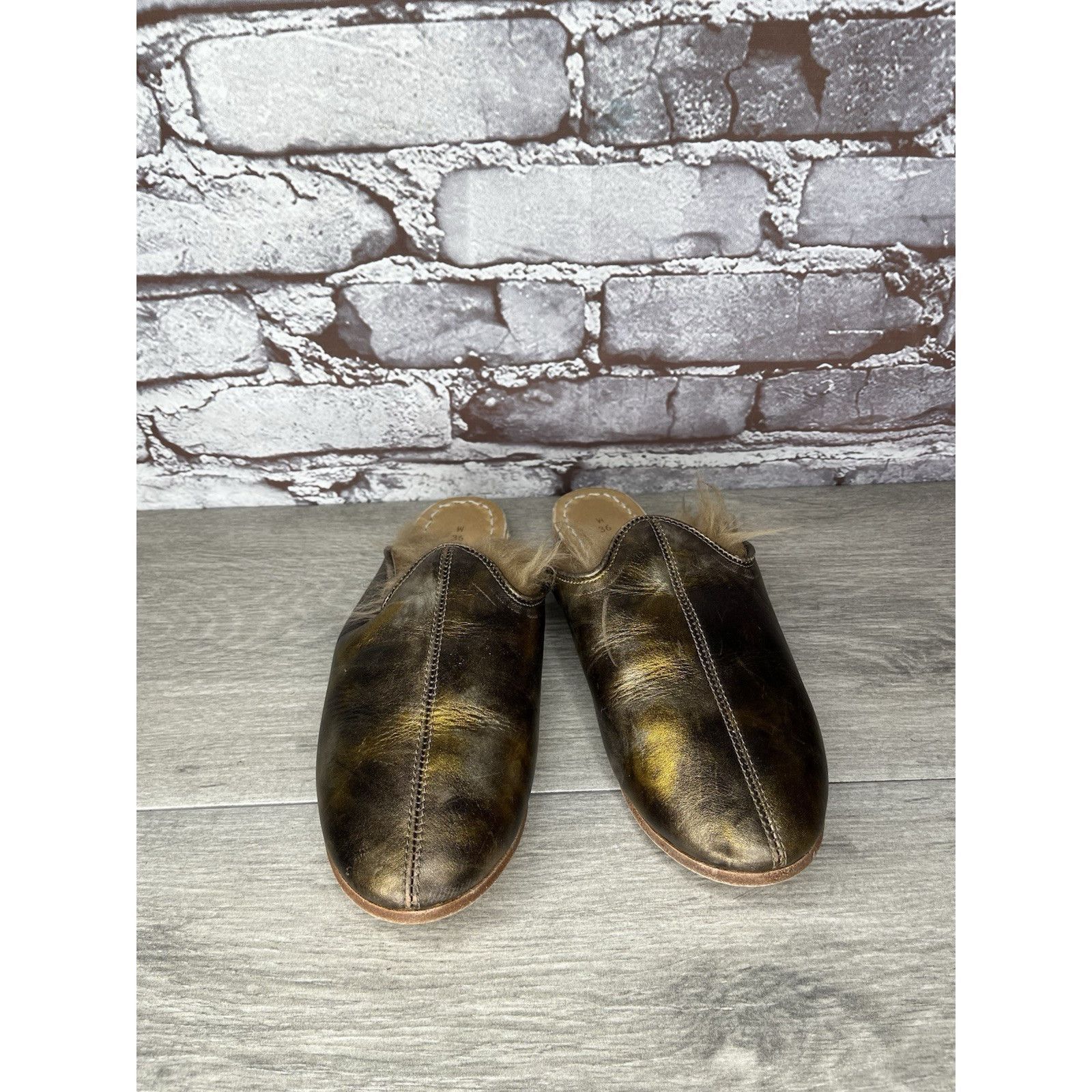 Saba Sabah Baba Big Bend Olive Shearling Bronze Slippers Mules Fl Size US 6 / IT 36 - 5 Thumbnail