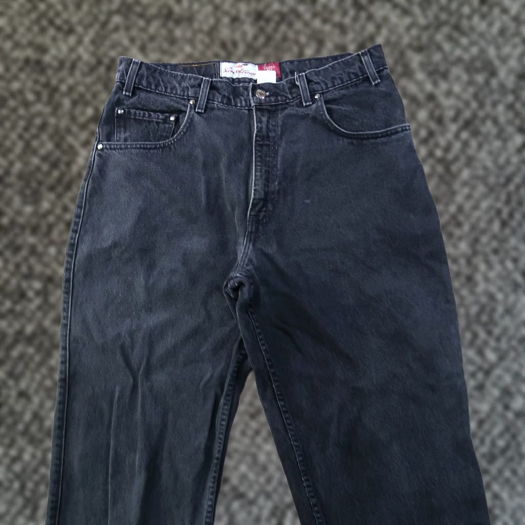 Levi's VINTAGE Levi's 545 Jeans Men 36x30 Black Denim Loose Tapered 90s Brown Tab Women's? Mens Size US 36 / EU 52 - 1 Thumbnail