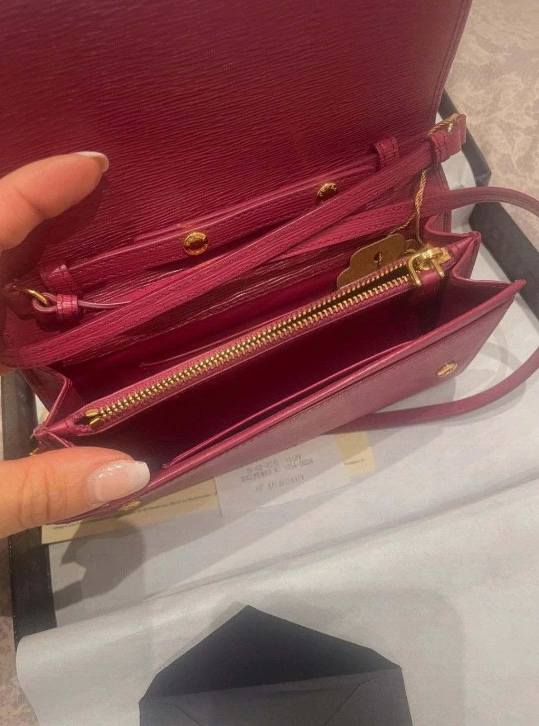 Prada Prada shoulder bag in burgundy-red leather. Size ONE SIZE - 4 Thumbnail