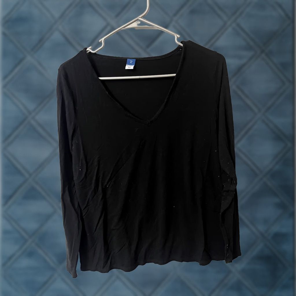 Old Navy Old Navy Luxe Shirt Women's XS Black Long Sleeve V-Neck Pullover Size XS / US 0-2 / IT 36-38 - 1 Thumbnail