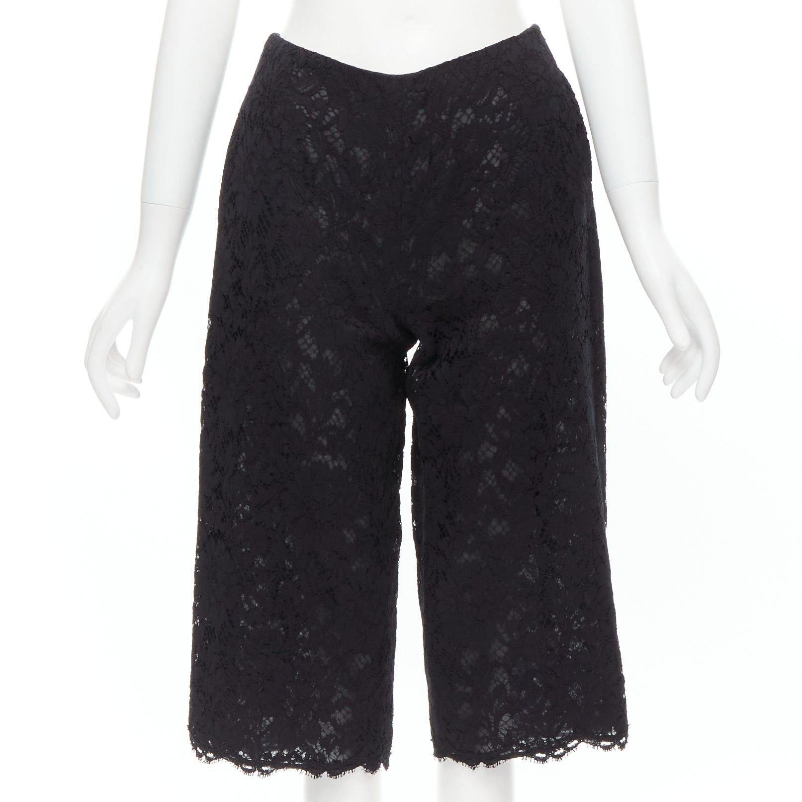 Valentino VALENTINO black floral lace knee length culotte shorts IT38 XS Size 26" / US 2 / IT 38 - 1 Thumbnail