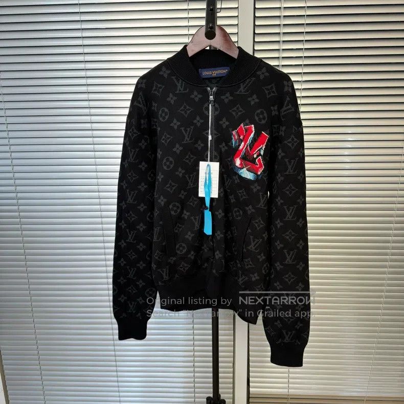 Louis Vuitton Louis Vuitton Knitted Jacket Thickened Zipper Dark Flower Size US XS / EU 42 / 0 - 1 Thumbnail