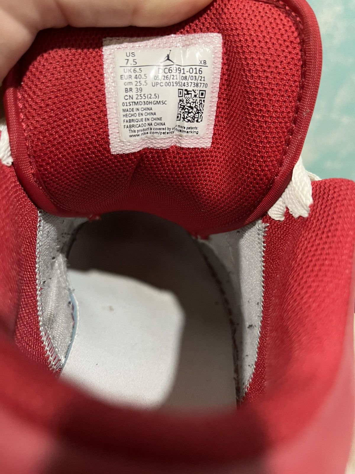 Jordan Brand White/Gray/Red Jordan 1 Low SE Size US 7.5 / EU 40-41 - 7 Thumbnail