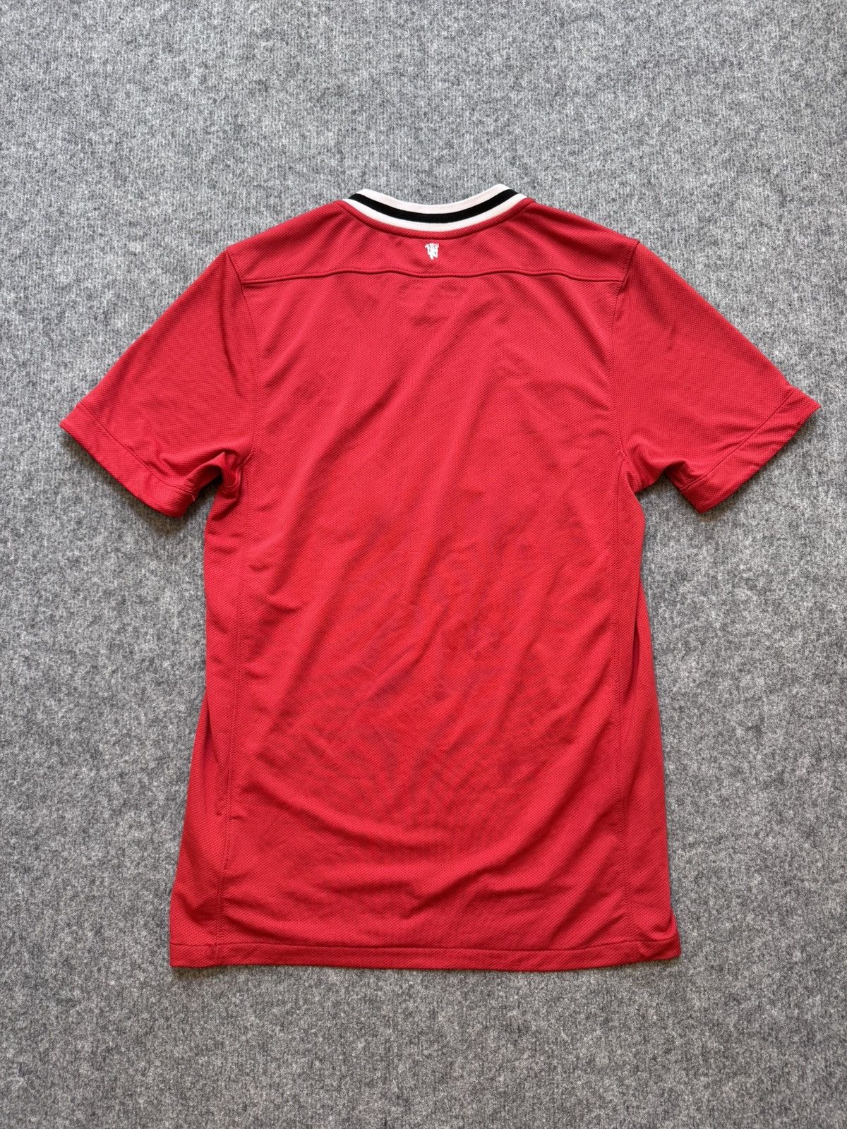 Nike Vintage jersey Nike Manchester United football 2011-12 Size US M / EU 48-50 / 2 - 9 Thumbnail