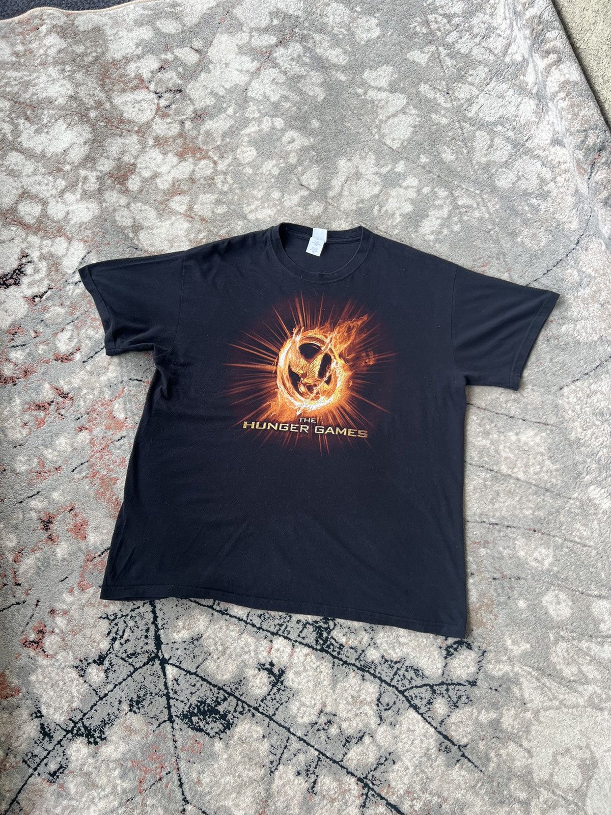 Other The Hunger Games 2012 Vintage Tee Size US XL / EU 56 / 4 - 1 Thumbnail