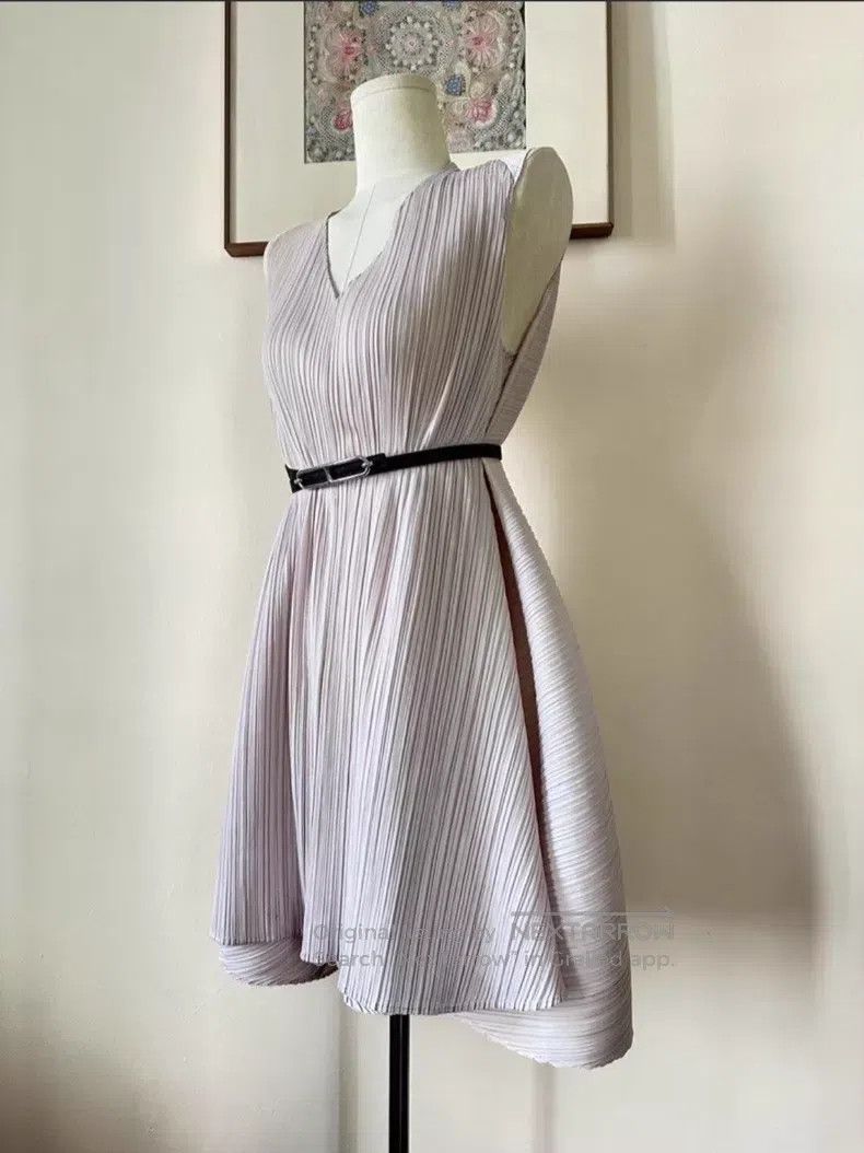 Issey Miyake Issey Miyake Pleated Top Size M / US 6-8 / IT 42-44 - 1 Thumbnail