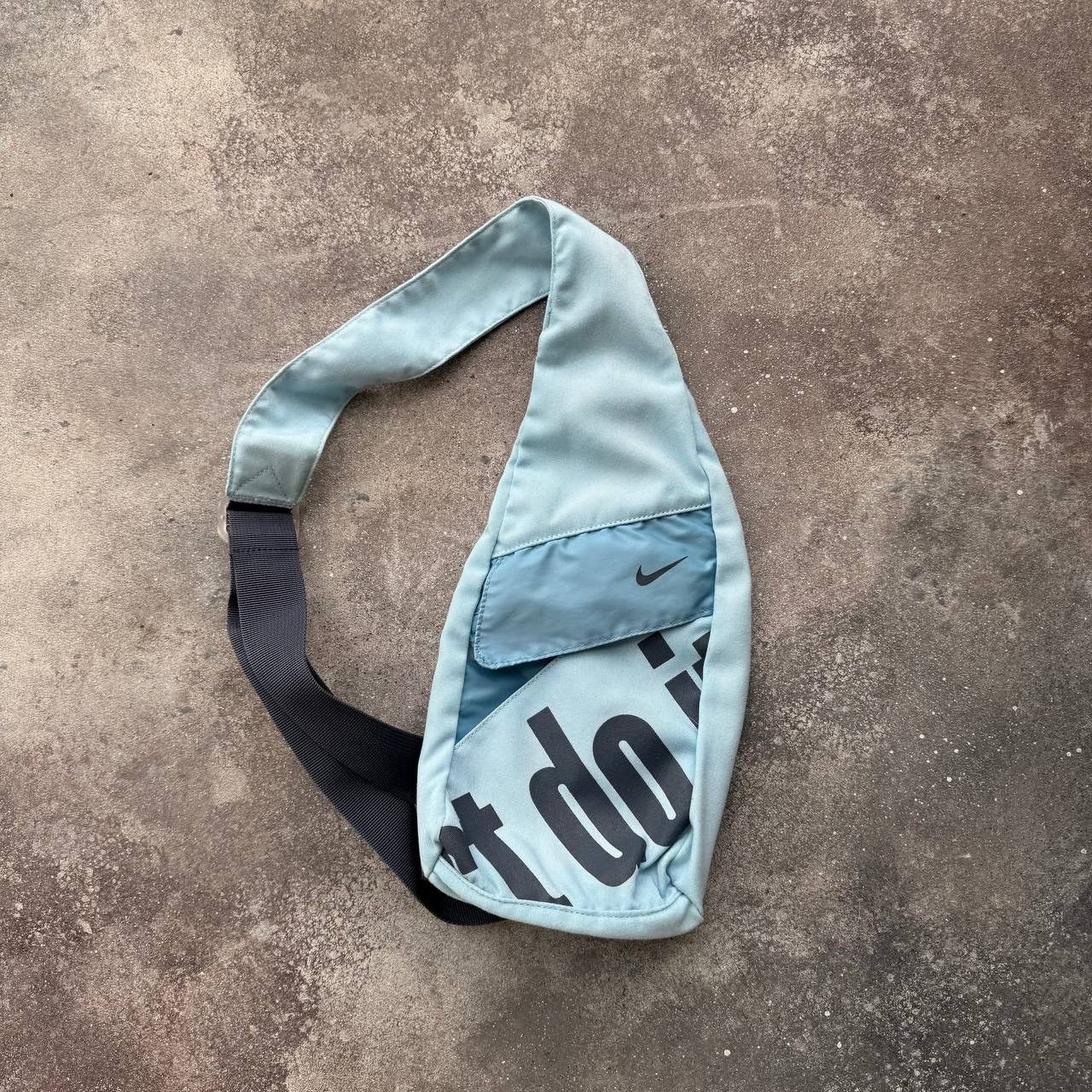 Nike Vintage Y2K Gorpcore Sling Bag in Blue, Men's