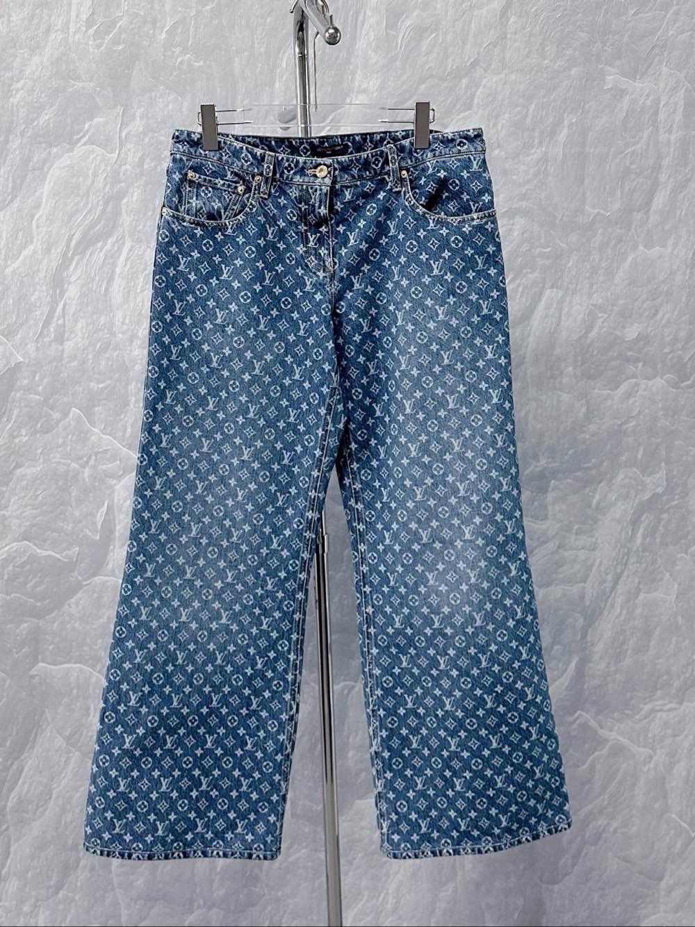 Louis Vuitton Louis Vuitton Monogram Jeans Size 44 Size 30" / US 8 / IT 44 - 1 Thumbnail