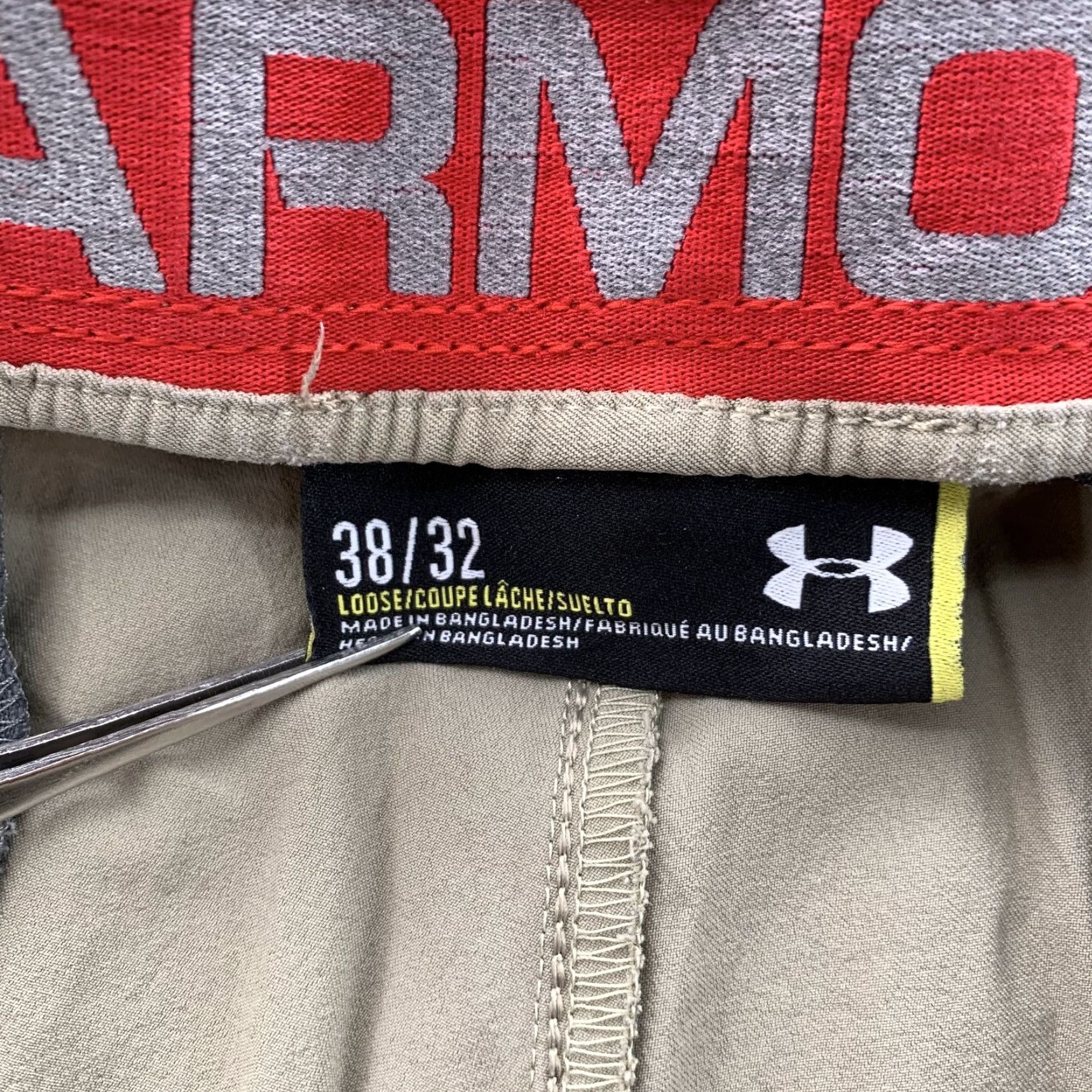 Bonobos Under Armour Pants Mens 35x31 Khaki Chino Performance Tech Golf Drive Flex Breathable Lightweight 35x31 Mens Clothing Pants Regular Beige 90s? Size US 35 - 7 Thumbnail