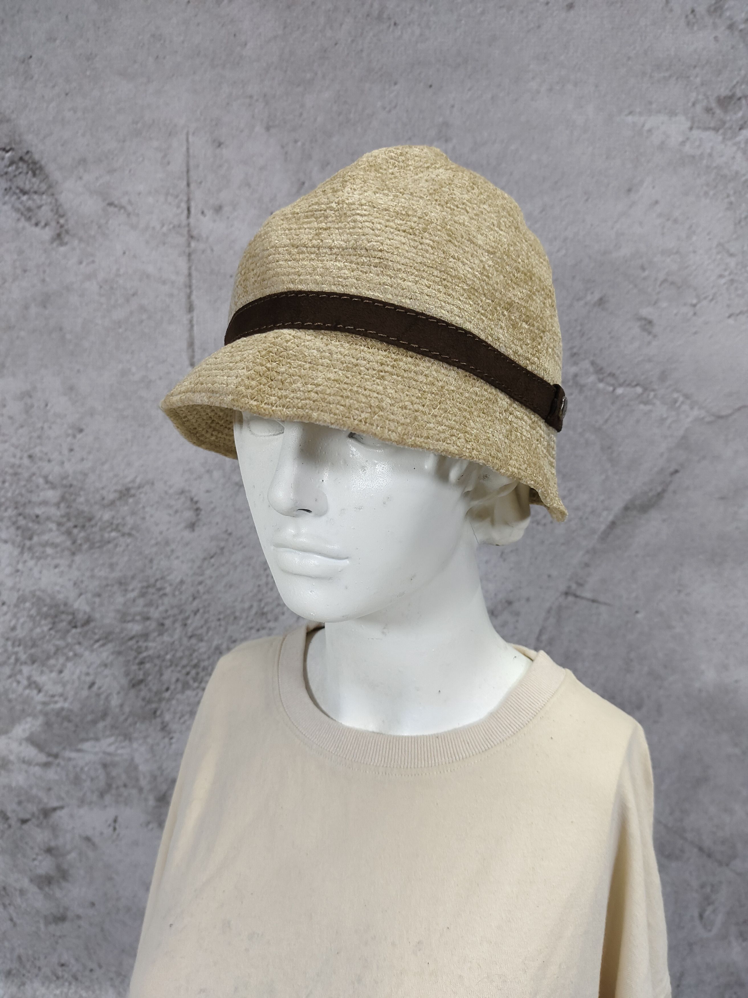 Vintage 2000s Bettina🇮🇹Natural Woven Raffia Texture Bucket Cloche Size ONE SIZE - 1 Thumbnail