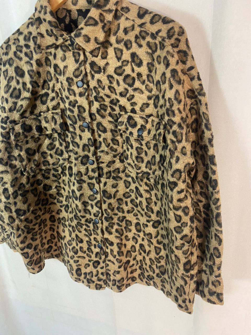 Japanese Brand × Vintage Unisex🔥Vintage leopard button up baggy shirt Size US L / EU 52-54 / 3 - 2 Thumbnail