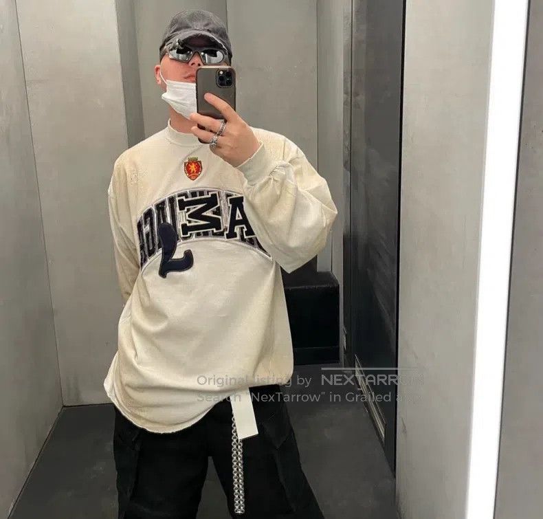 Balenciaga Balenciaga Long Sleeve T-Shirt Size US S / EU 44-46 / 1 - 5 Thumbnail