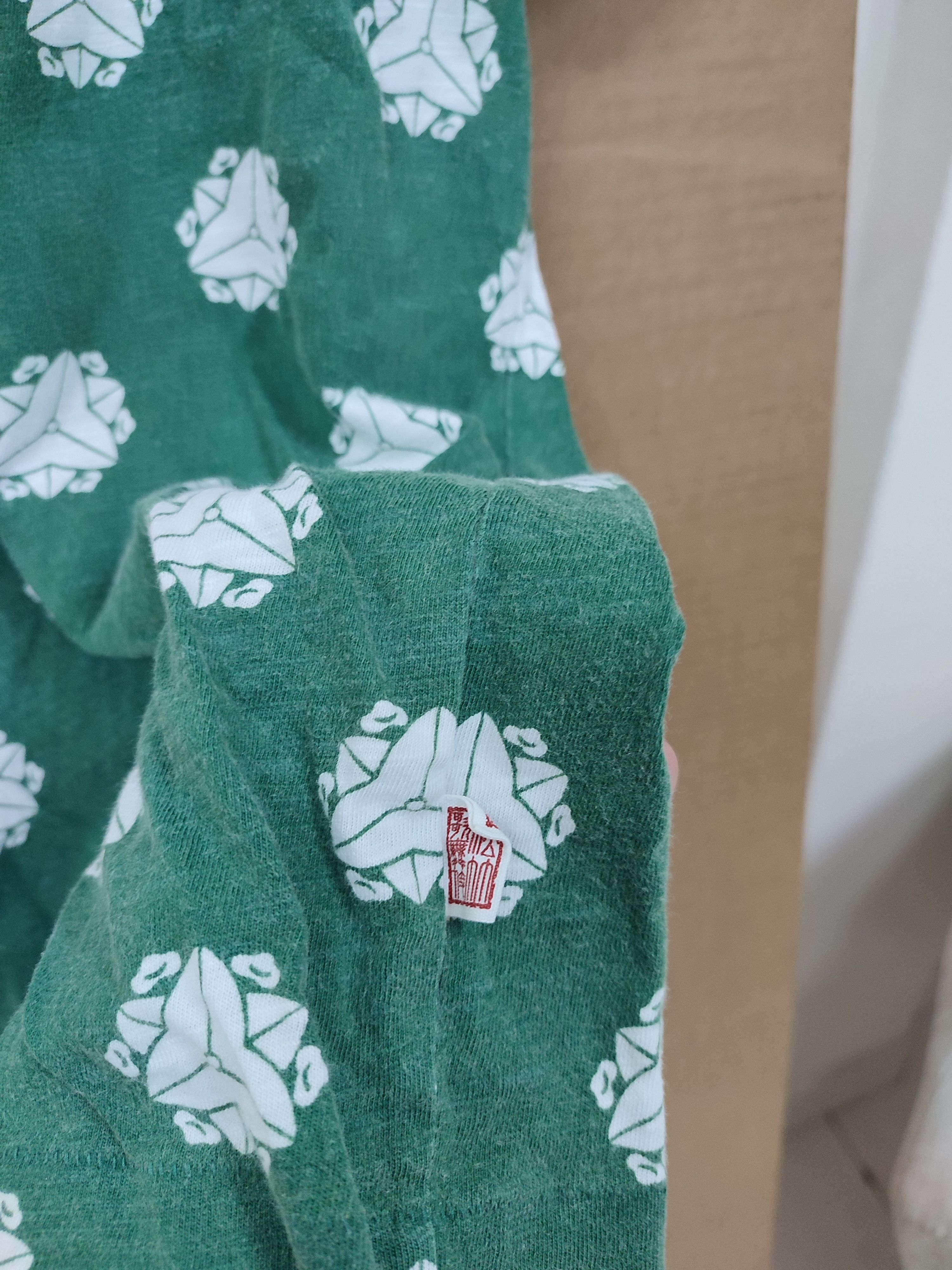 Uniqlo Uniqlo Polkadot Tees Size US M / EU 48-50 / 2 - 6 Thumbnail